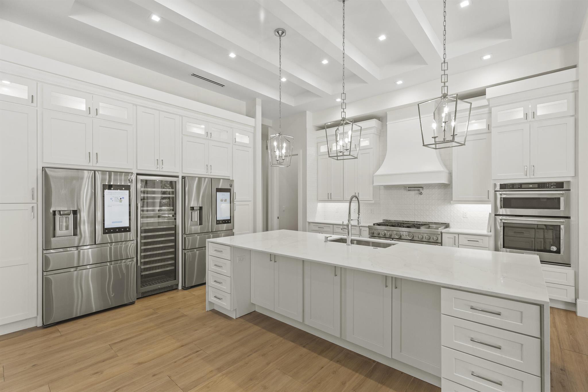 STONEWAL ESTATES - Residential