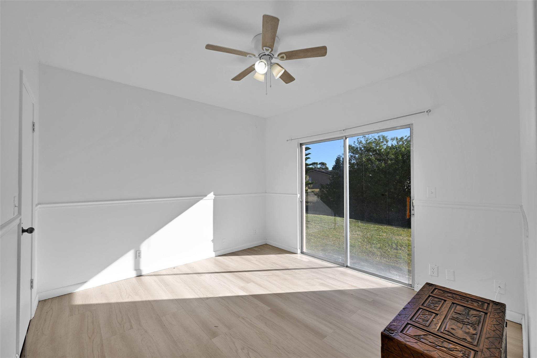 The Haylofts Of Coral Spg - Residential Lease