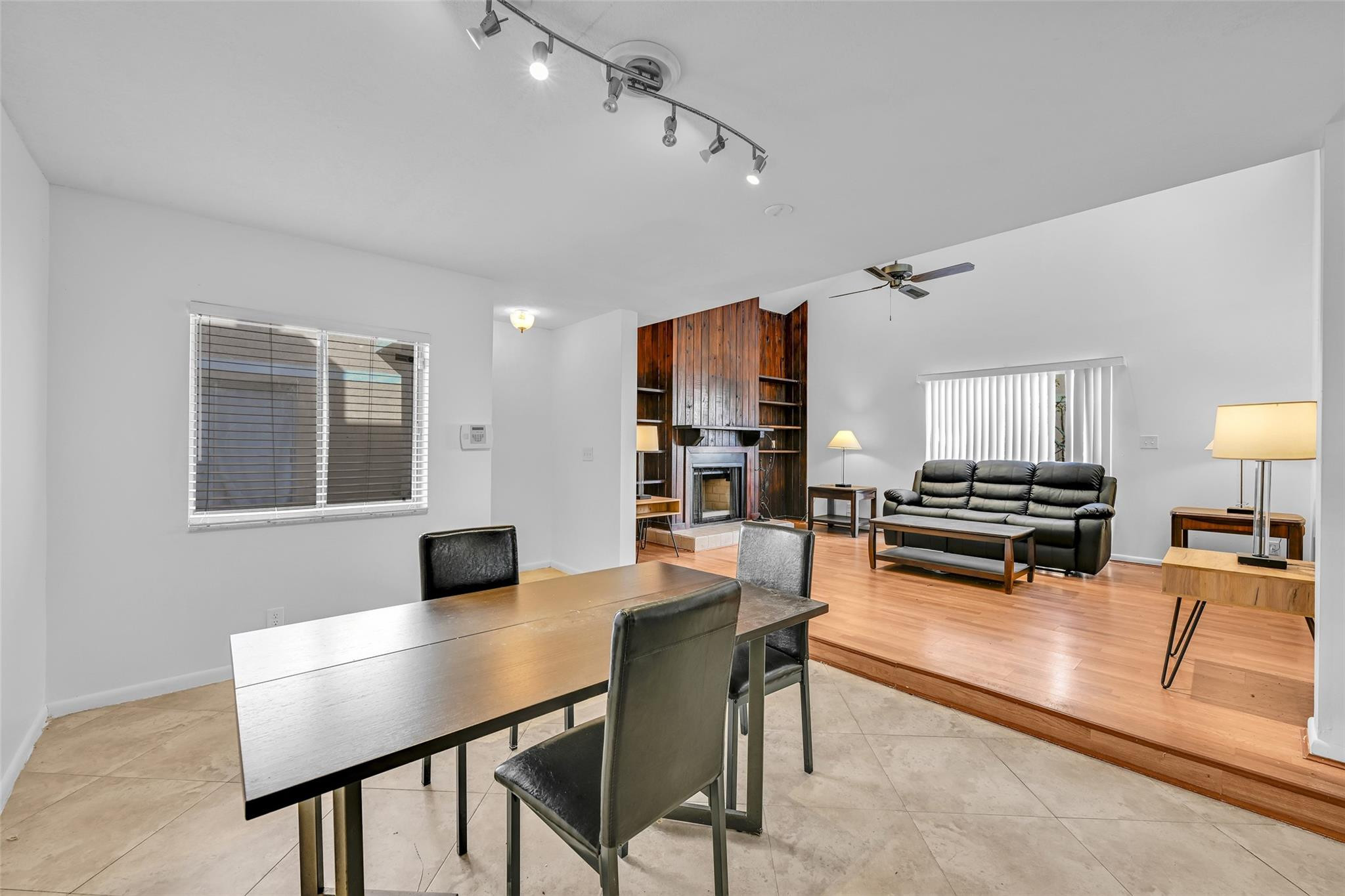 The Haylofts Of Coral Spg - Residential Lease