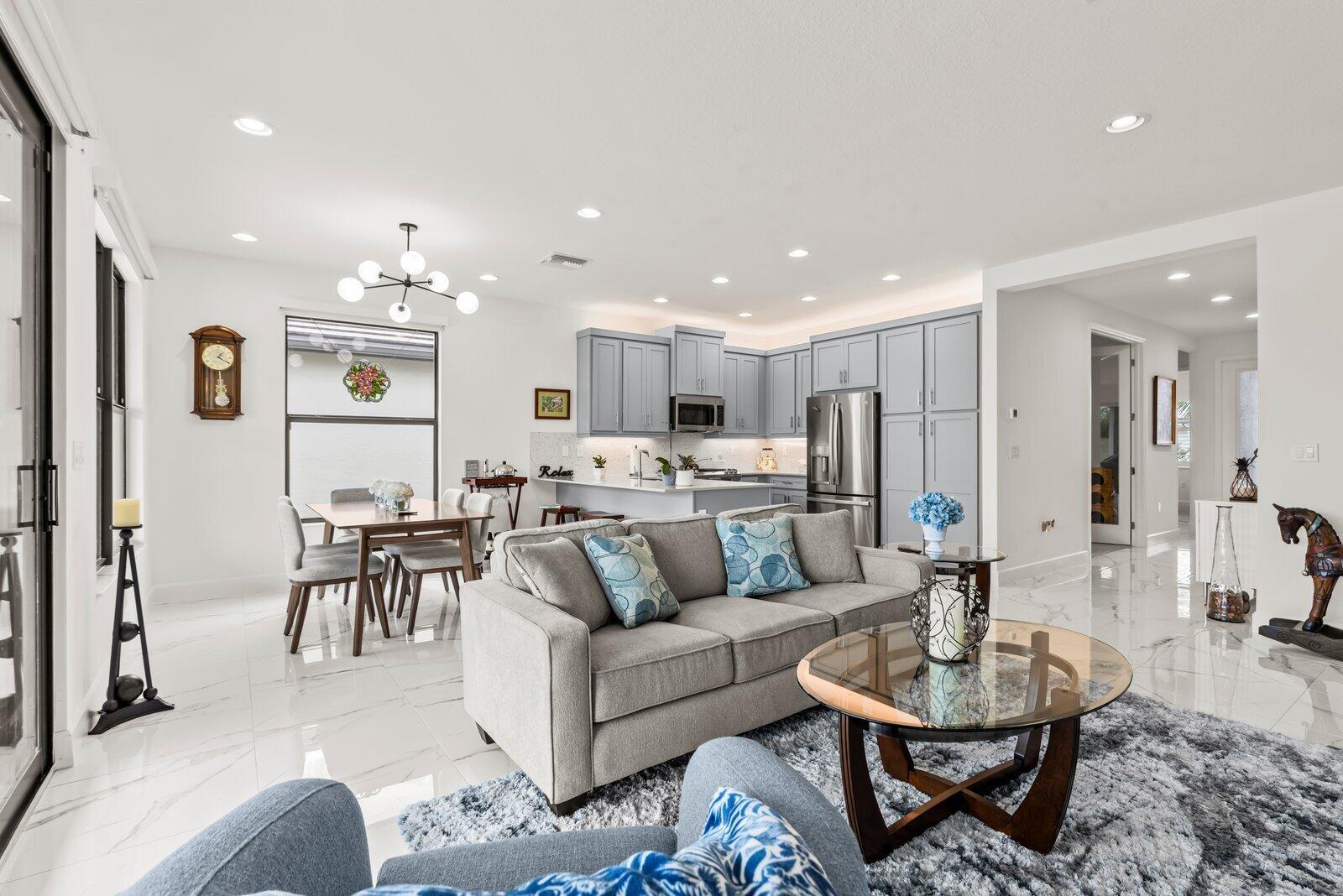 Valencia Walk @ Riverland - Residential