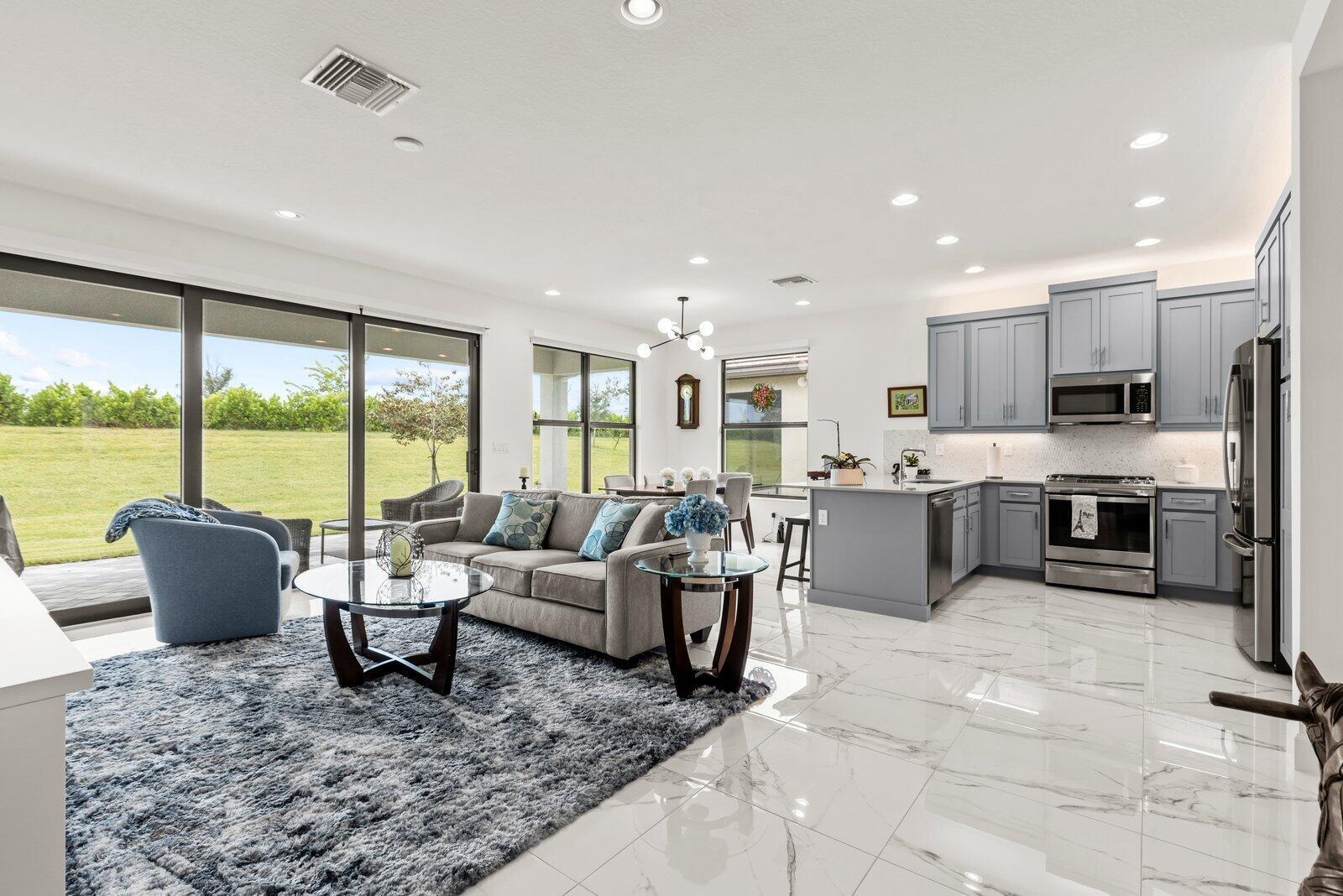 Valencia Walk @ Riverland - Residential