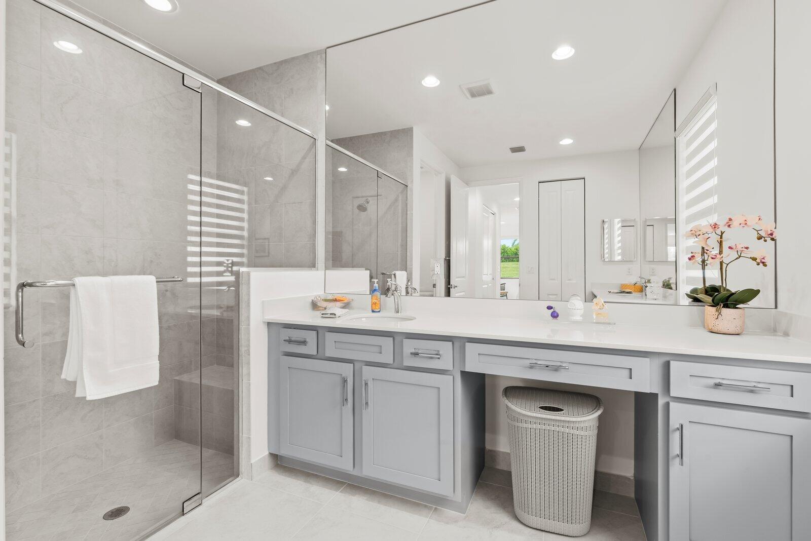 Valencia Walk @ Riverland - Residential