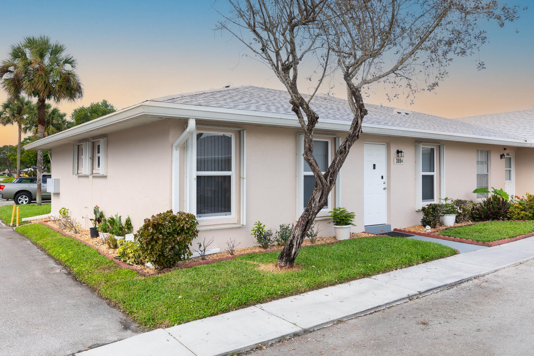 Properties 389 BENNINGTON Lane A