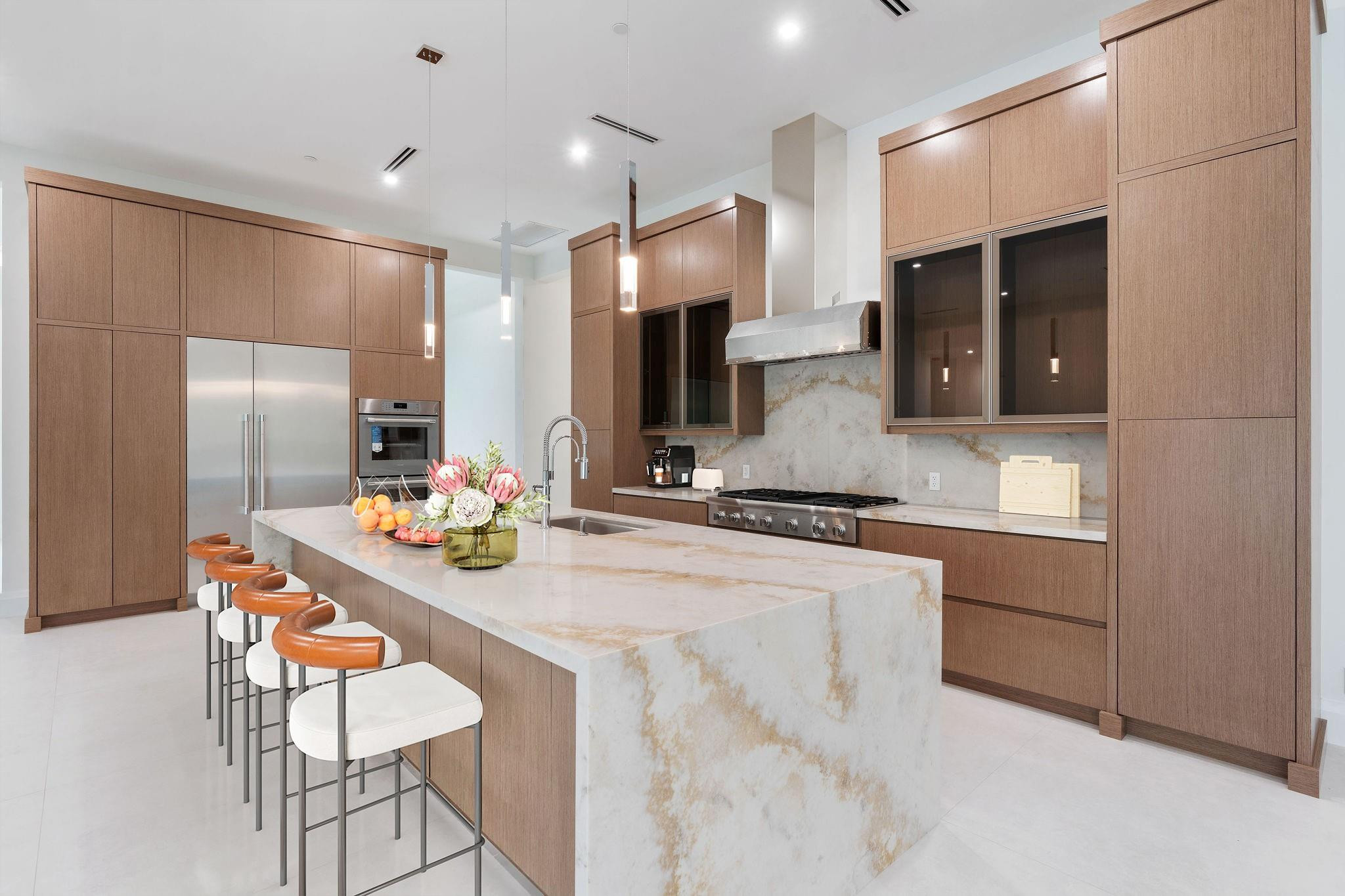 PLANTATION ACRES - Residential