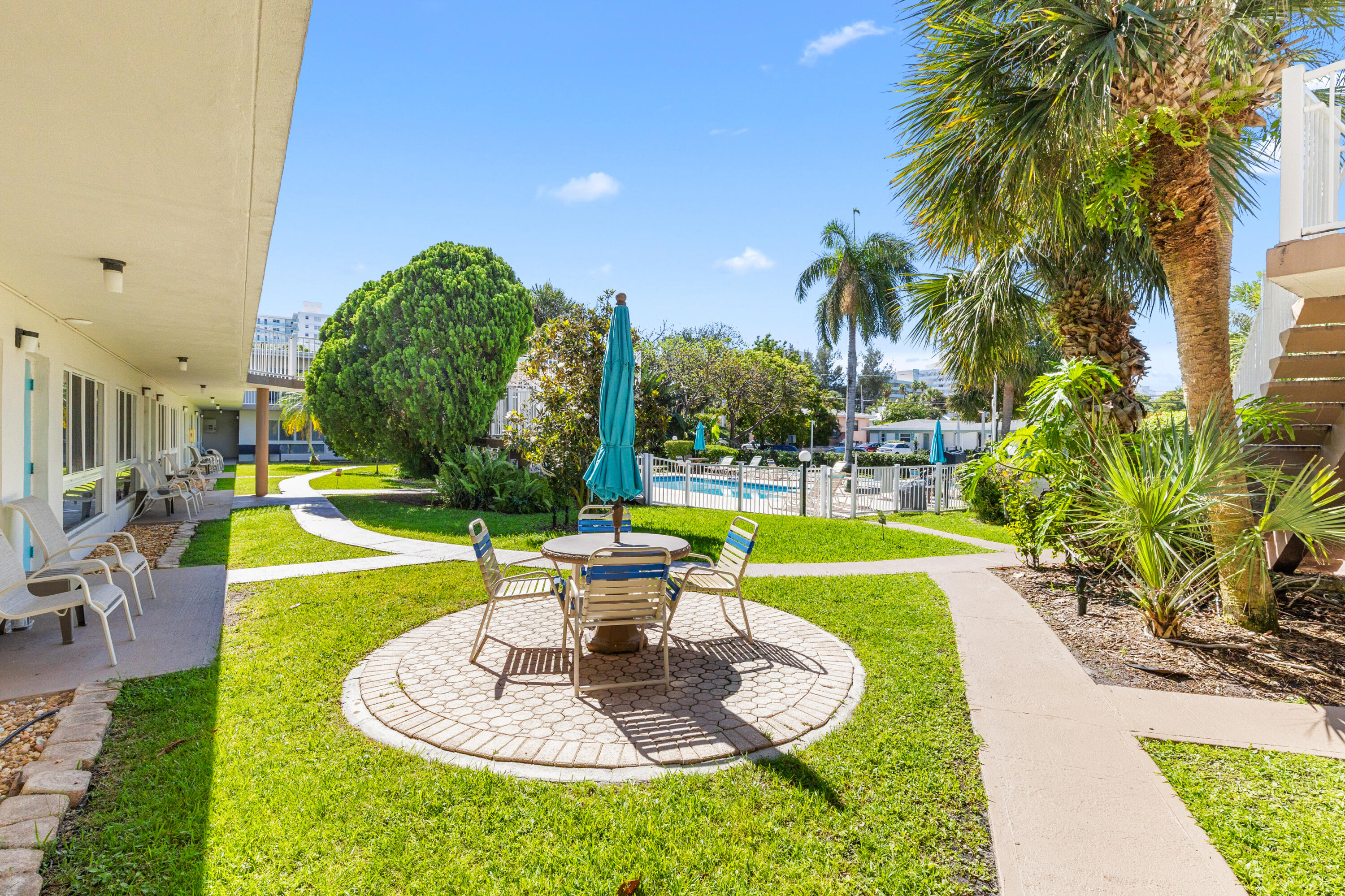 FLORANADA CONDO - Residential