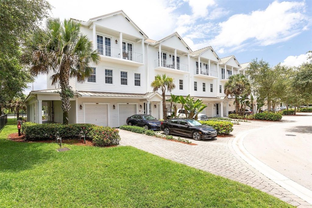 Photo of 6981 Lakeside Circle #223, Davie, FL 33314 (MLS # F10507764)