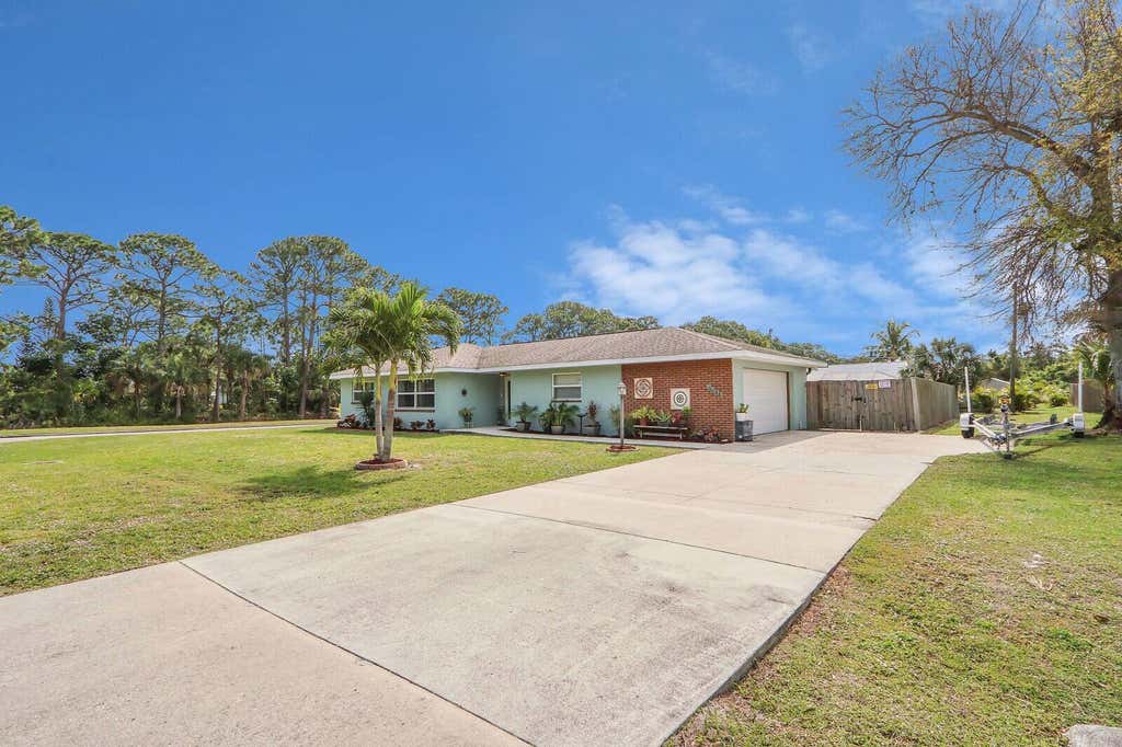 Photo of 6501 Paso Robles Boulevard, Fort Pierce, FL 34951 (MLS # R10960856)