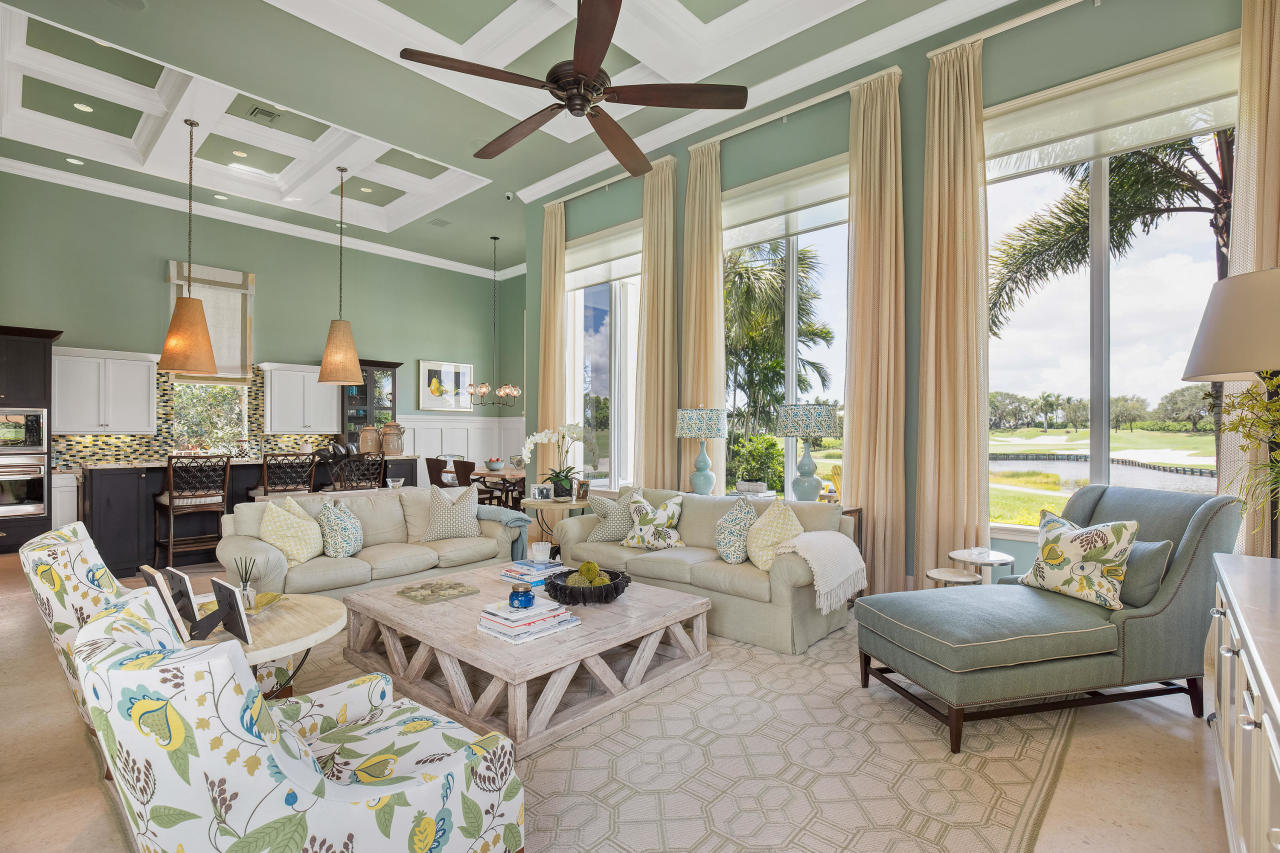 ADMIRALS COVE - Residential