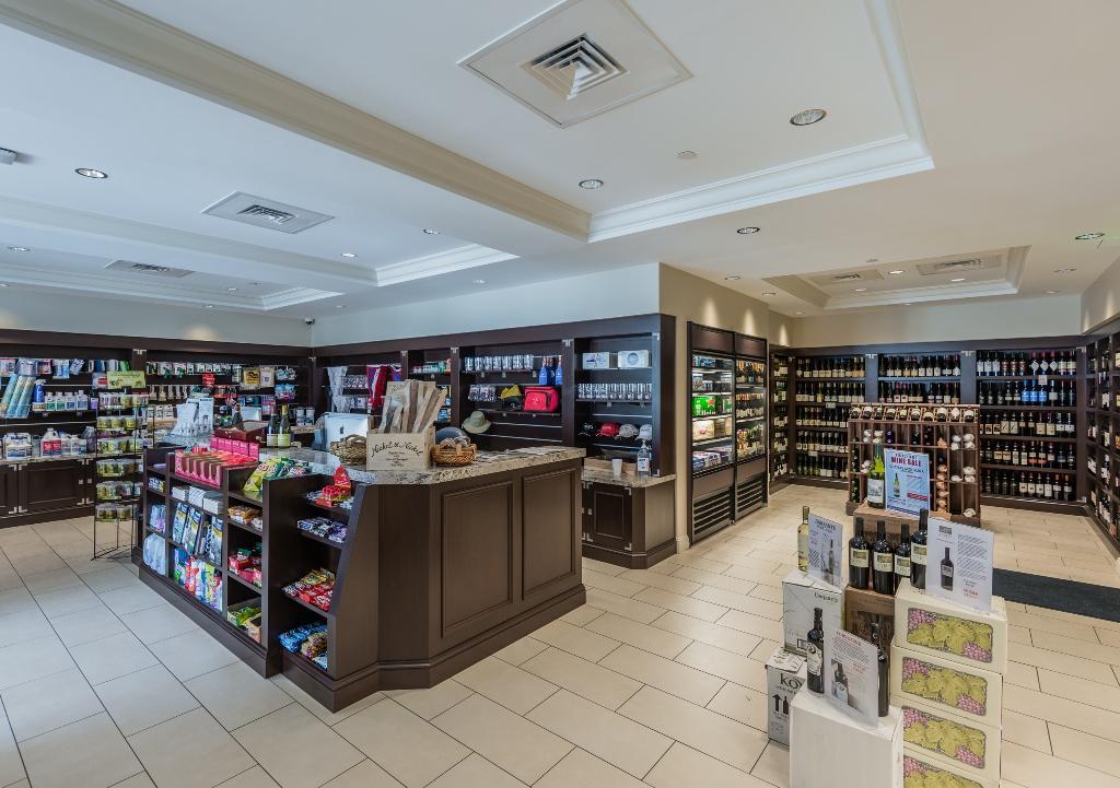 ADMIRALS COVE - Residential