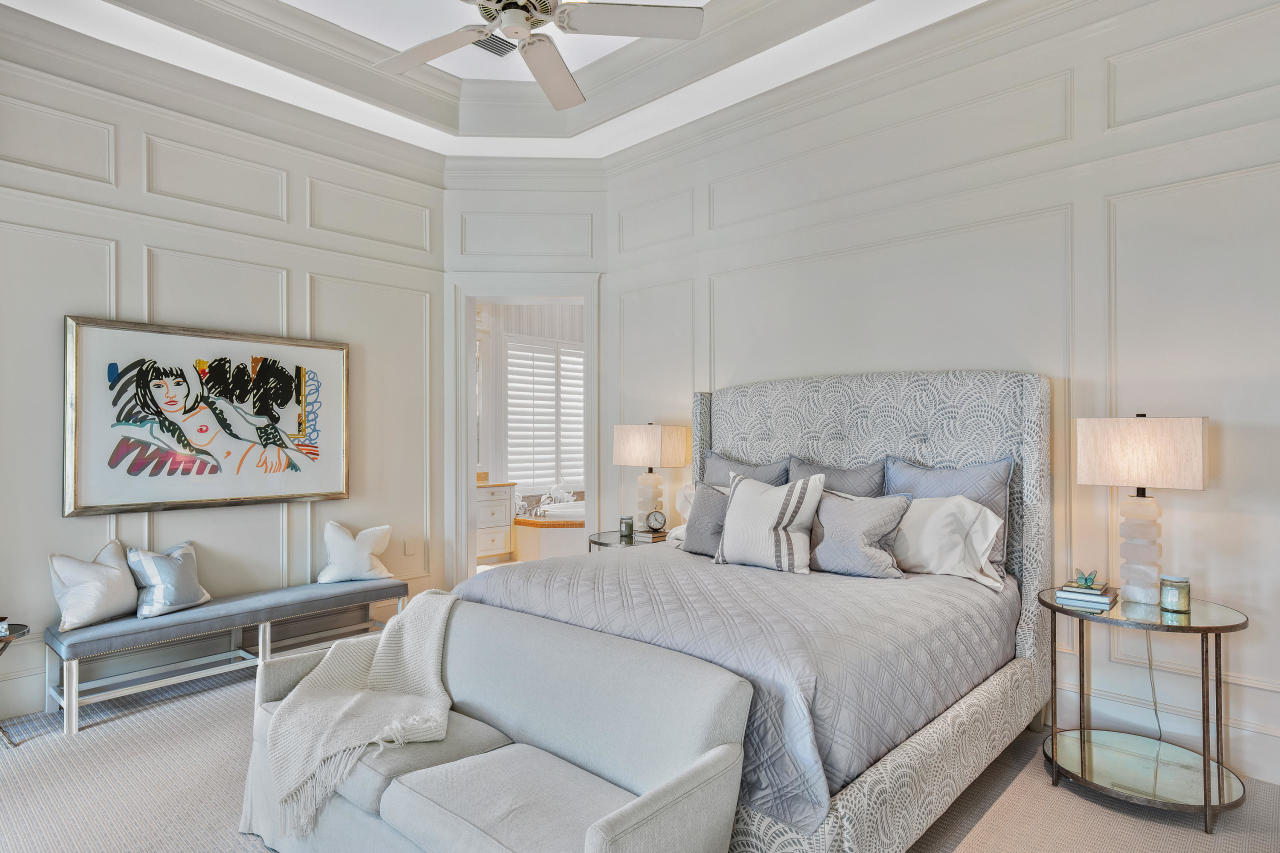 ADMIRALS COVE - Residential