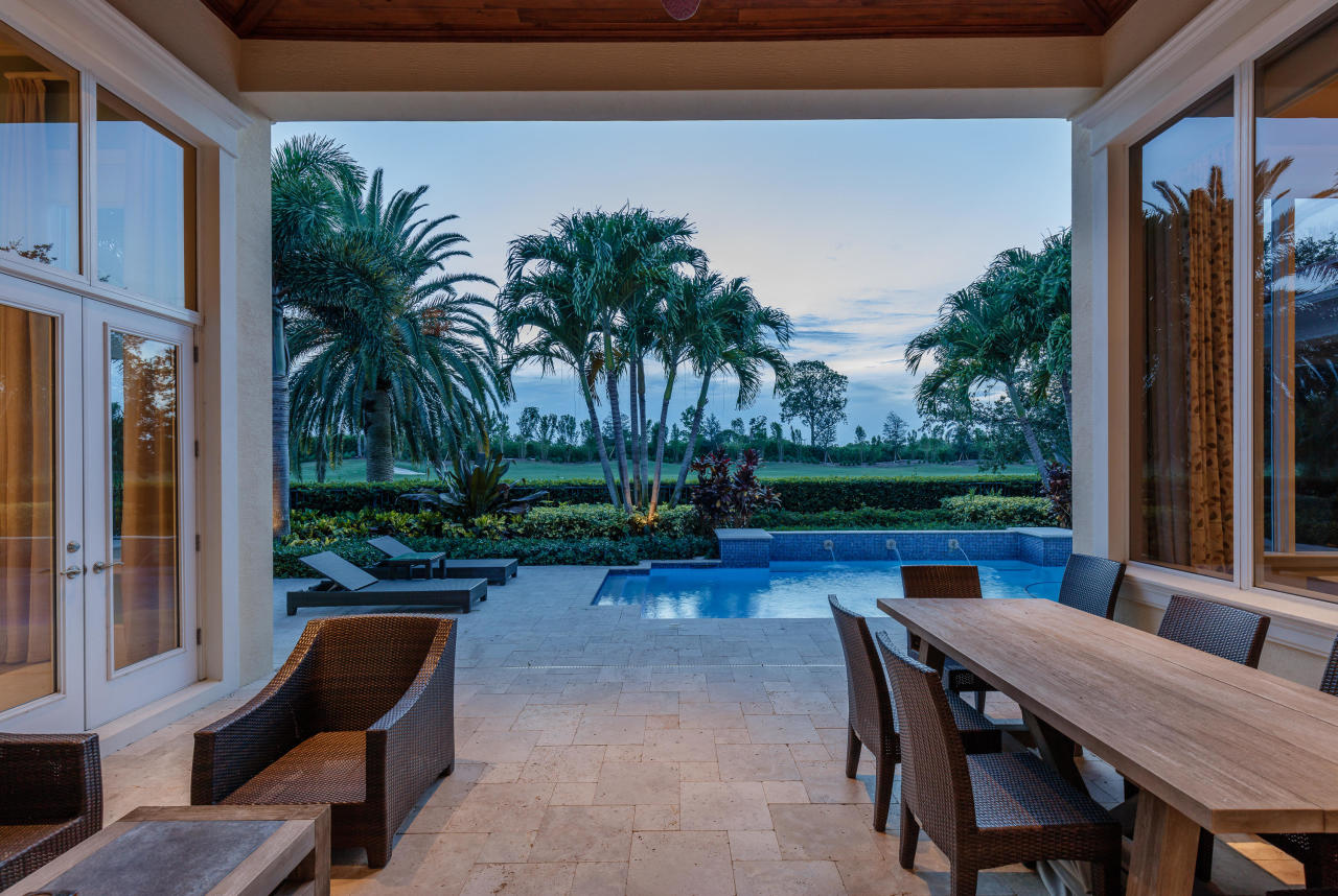 ADMIRALS COVE - Residential