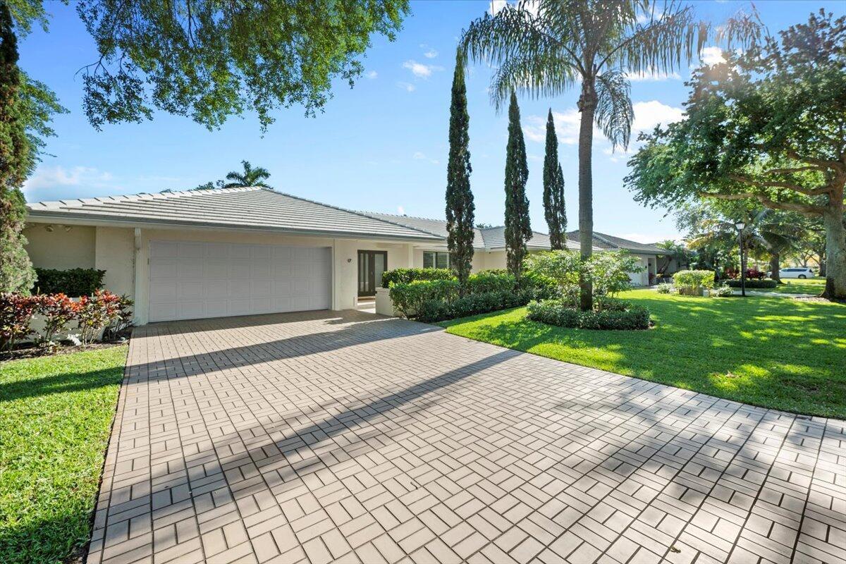 17 Glengary Road