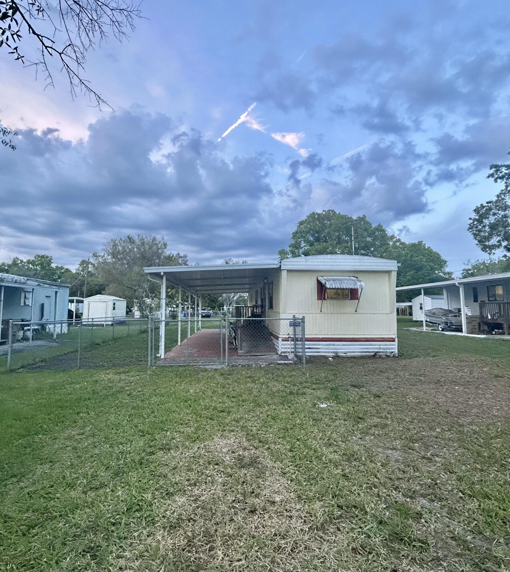 413 SE 7th Street
