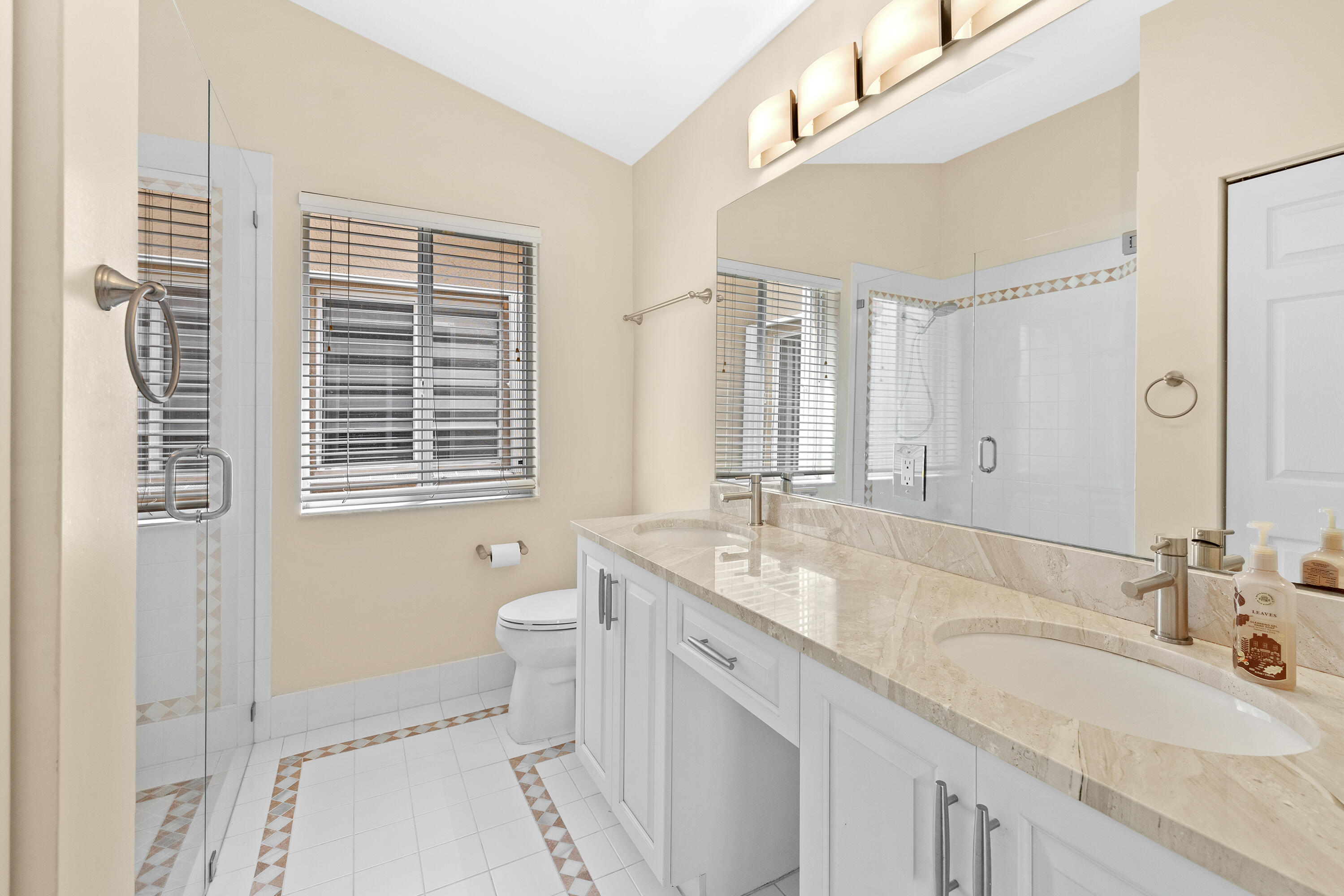 REGENCY LAKES AT COCONUT CREEK - Residential