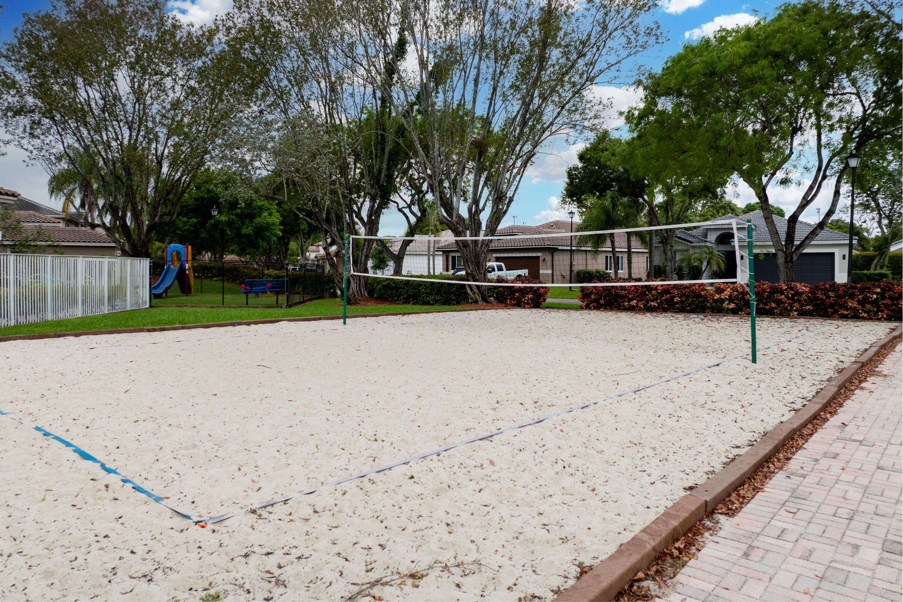 REGENCY LAKES AT COCONUT CREEK - Residential