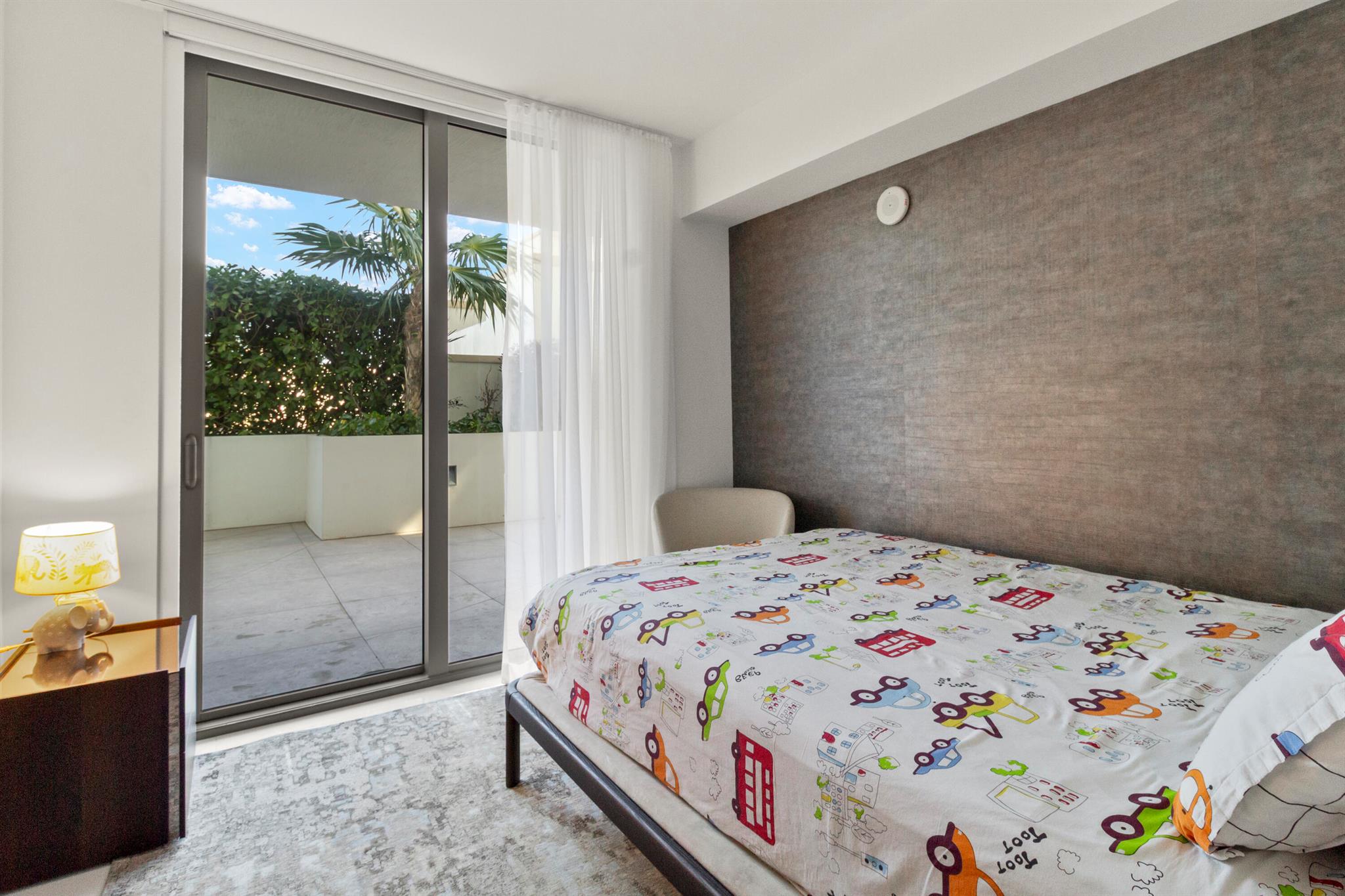 PARQUE TOWERS CONDO - Residential