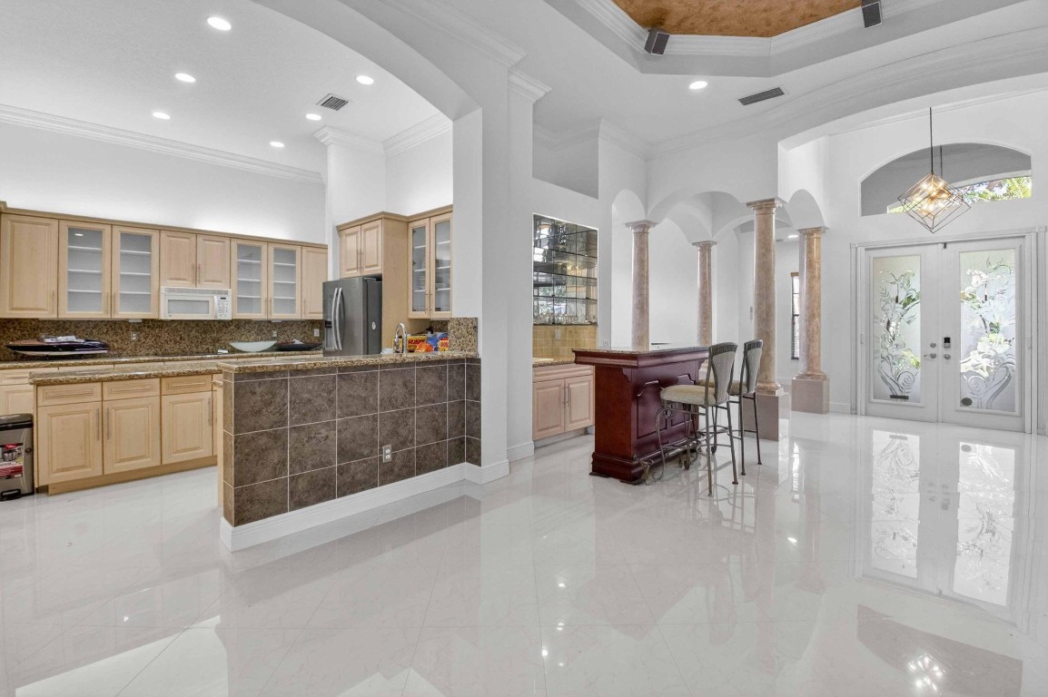 Valencia Palms 01 - Residential