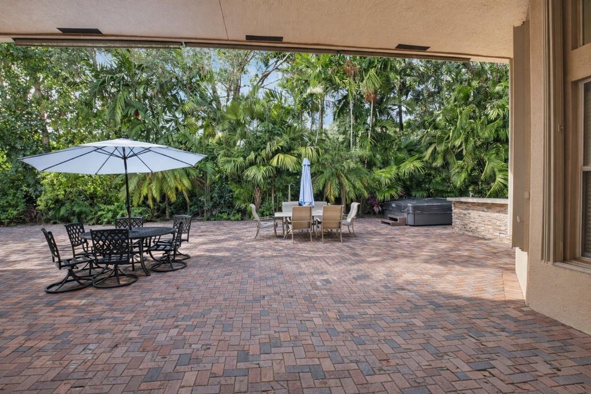 Valencia Palms 01 - Residential