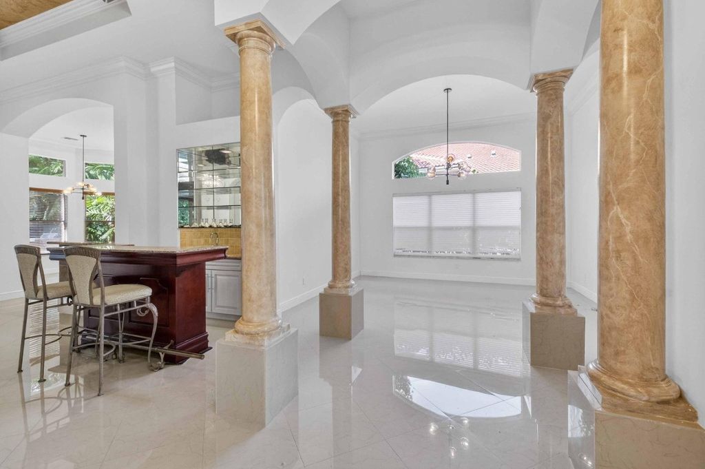 Photo of 6940 Balboa Island Court, Delray Beach, FL 33446 (MLS # F10548382)