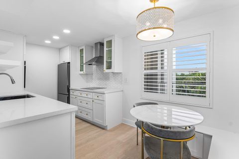 689 NE 6th Court 4050 Boynton Beach FL 33435