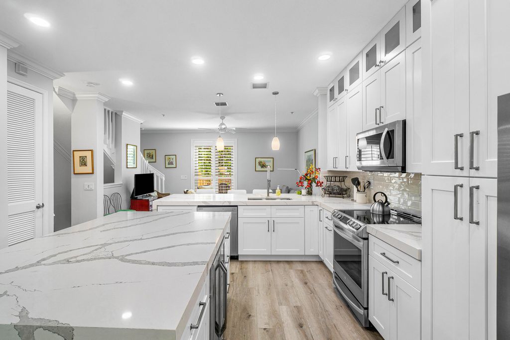 Photo of 65 SE 5th Avenue, Delray Beach, FL 33483 (MLS # B26007801)