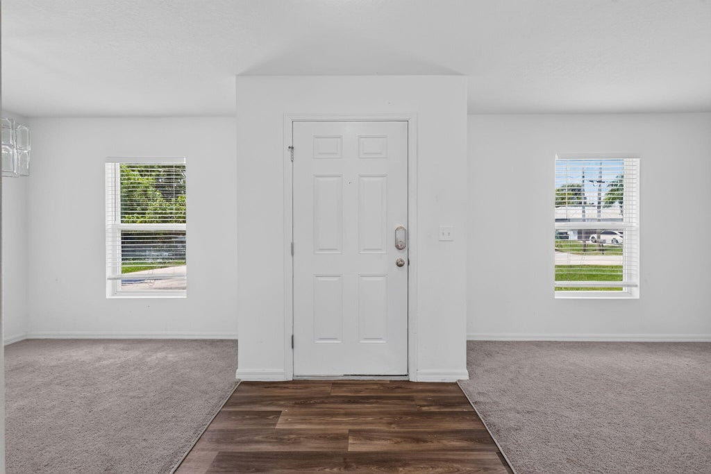 Photo of 2078 SE JOYNER Circle, Port Saint Lucie, FL 34952 (MLS # B26066515)