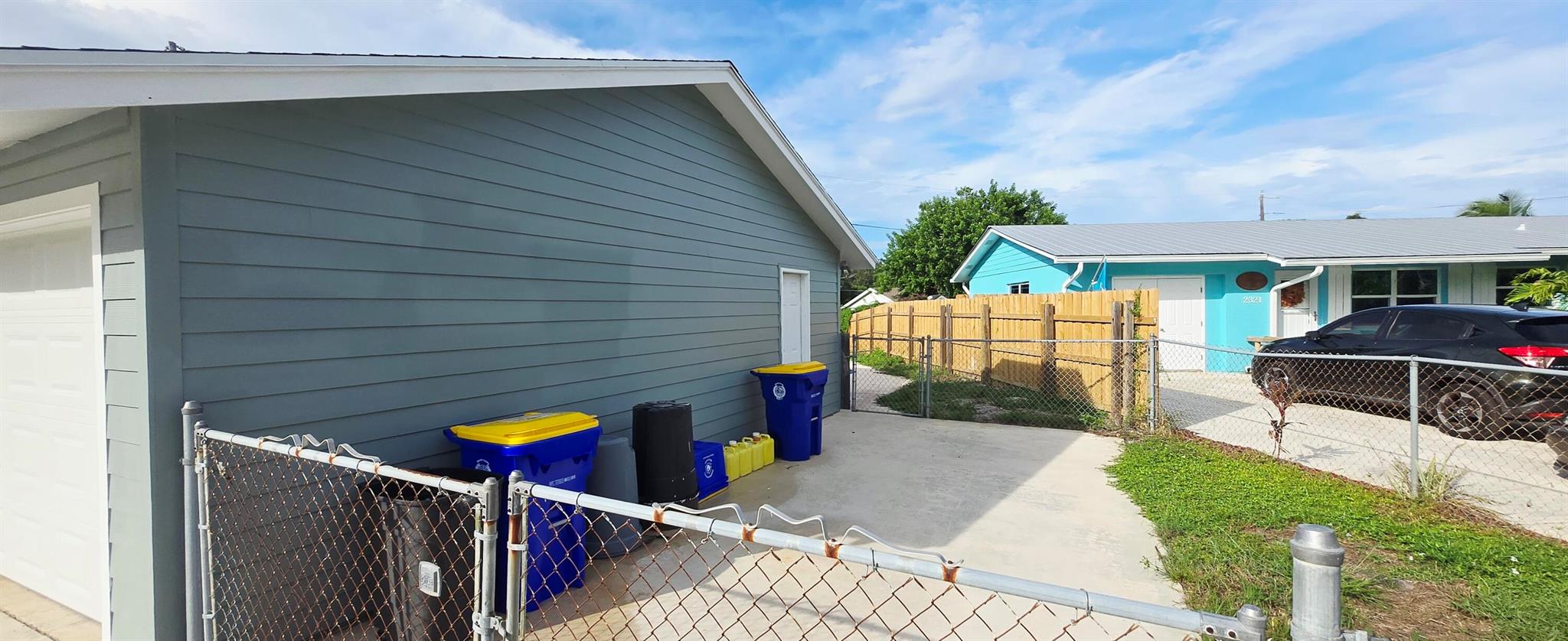 2331 NE Ne 15th Ct Court