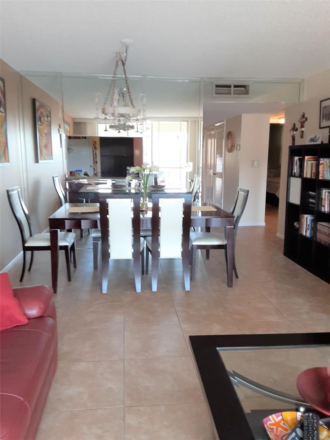 777 S Federal Hwy L302