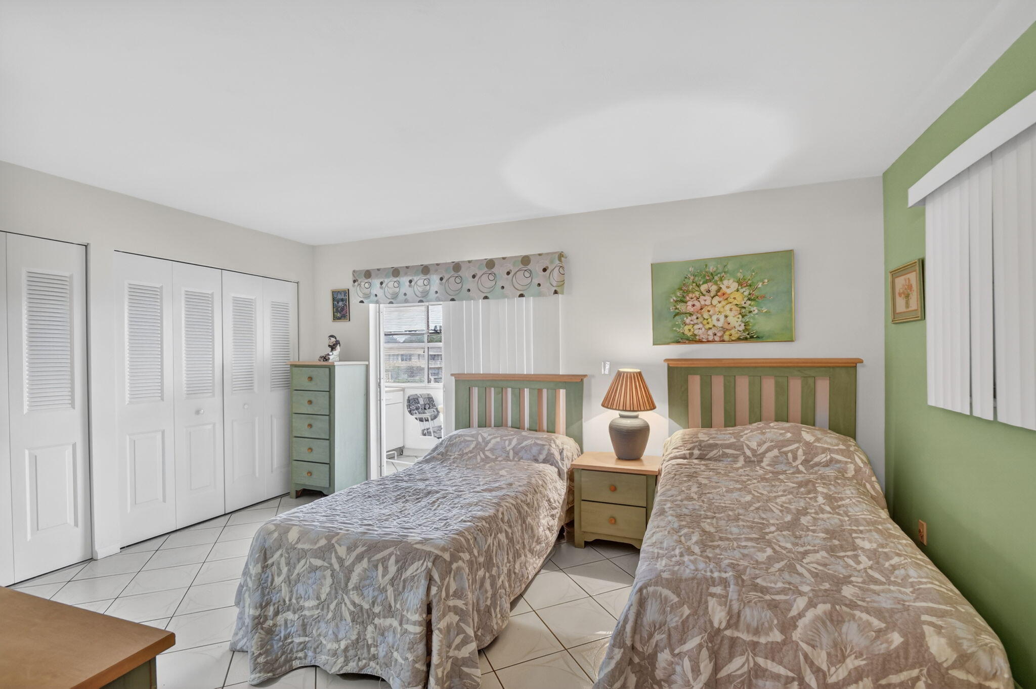 BEDFORD CONDO - Residential