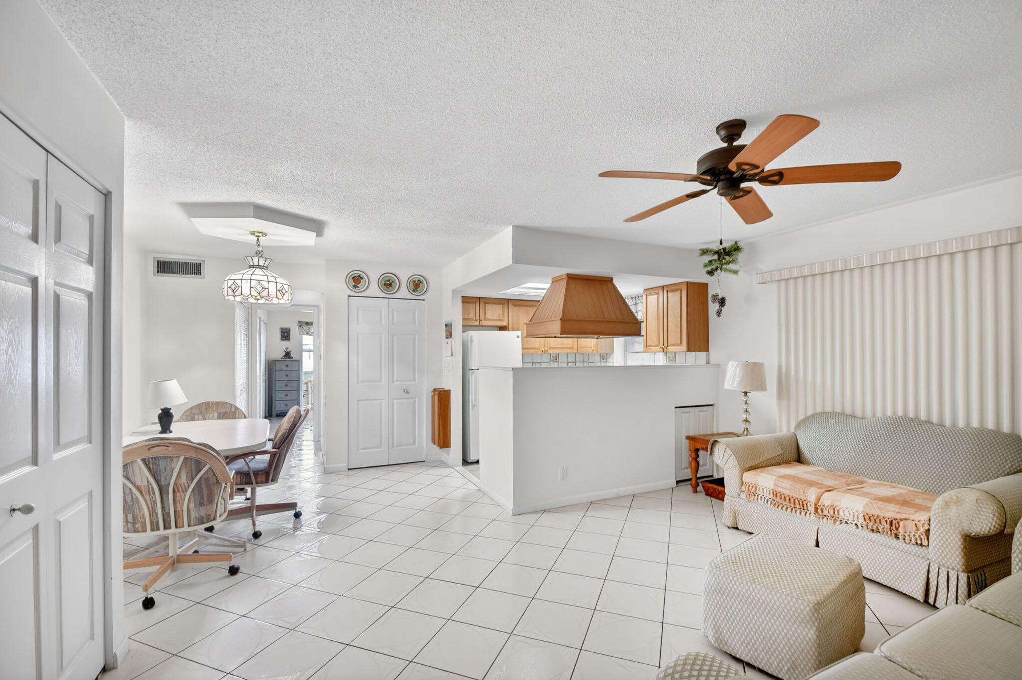BEDFORD CONDO - Residential