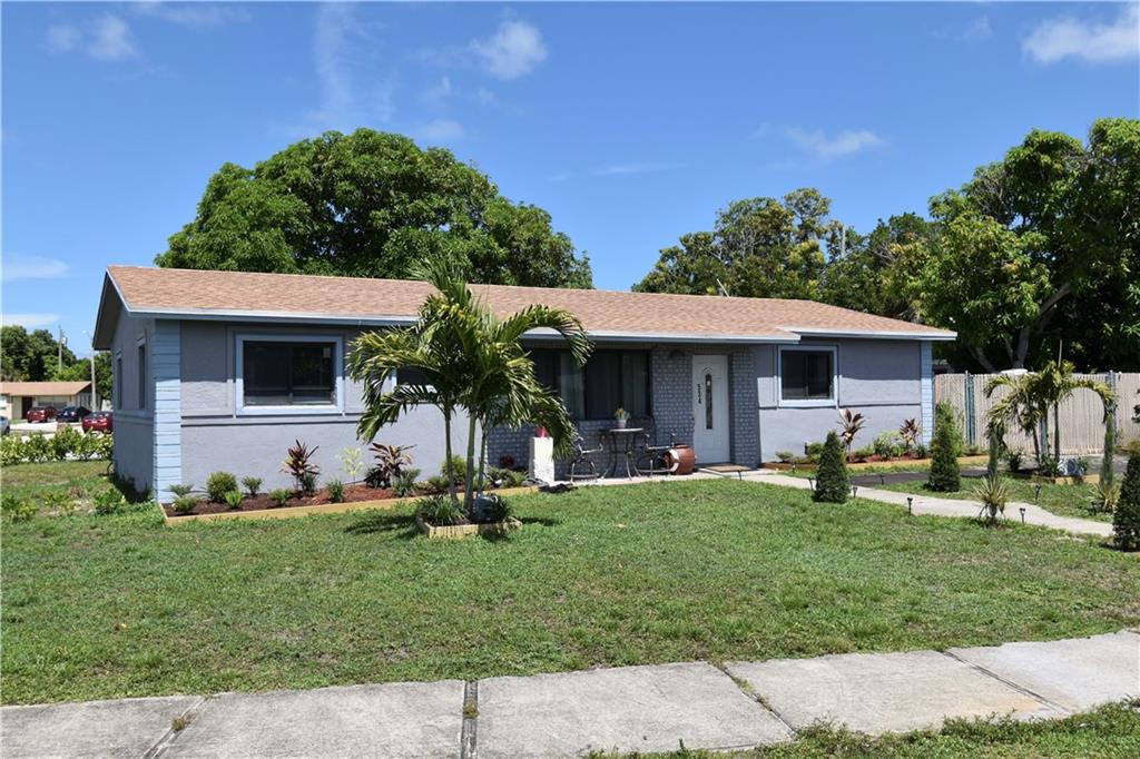 Photo of 534 NW 3rd Terrace, Deerfield Beach, FL 33441 (MLS # F10342410)