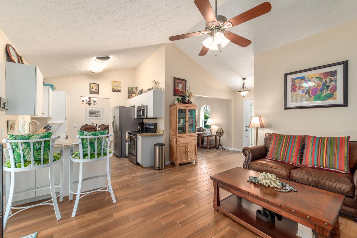 PORT ST LUCIE SECTION 10 - Residential