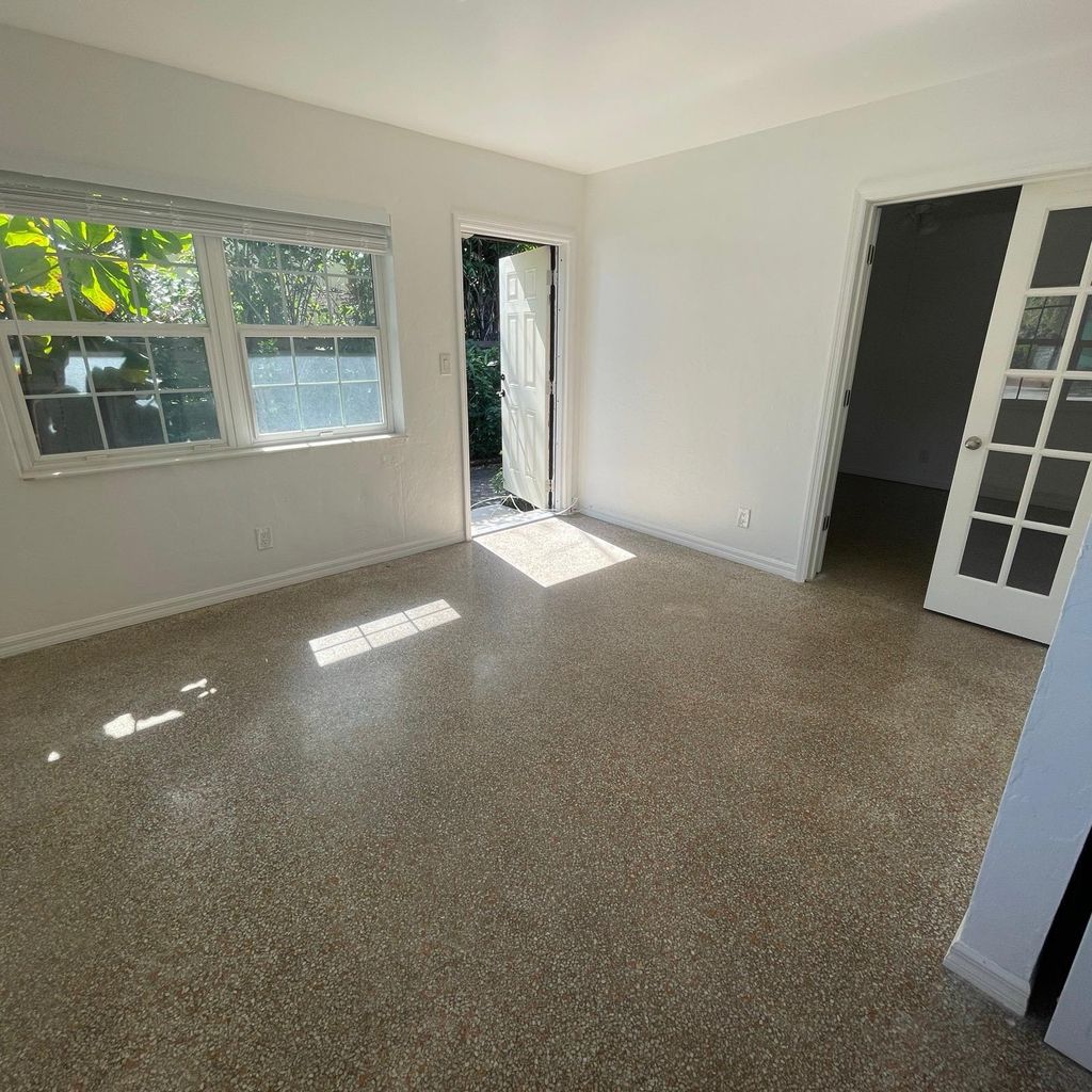 Photo of 1429 N Andrews Avenue, Fort Lauderdale, FL 33311 (MLS # B26031740)
