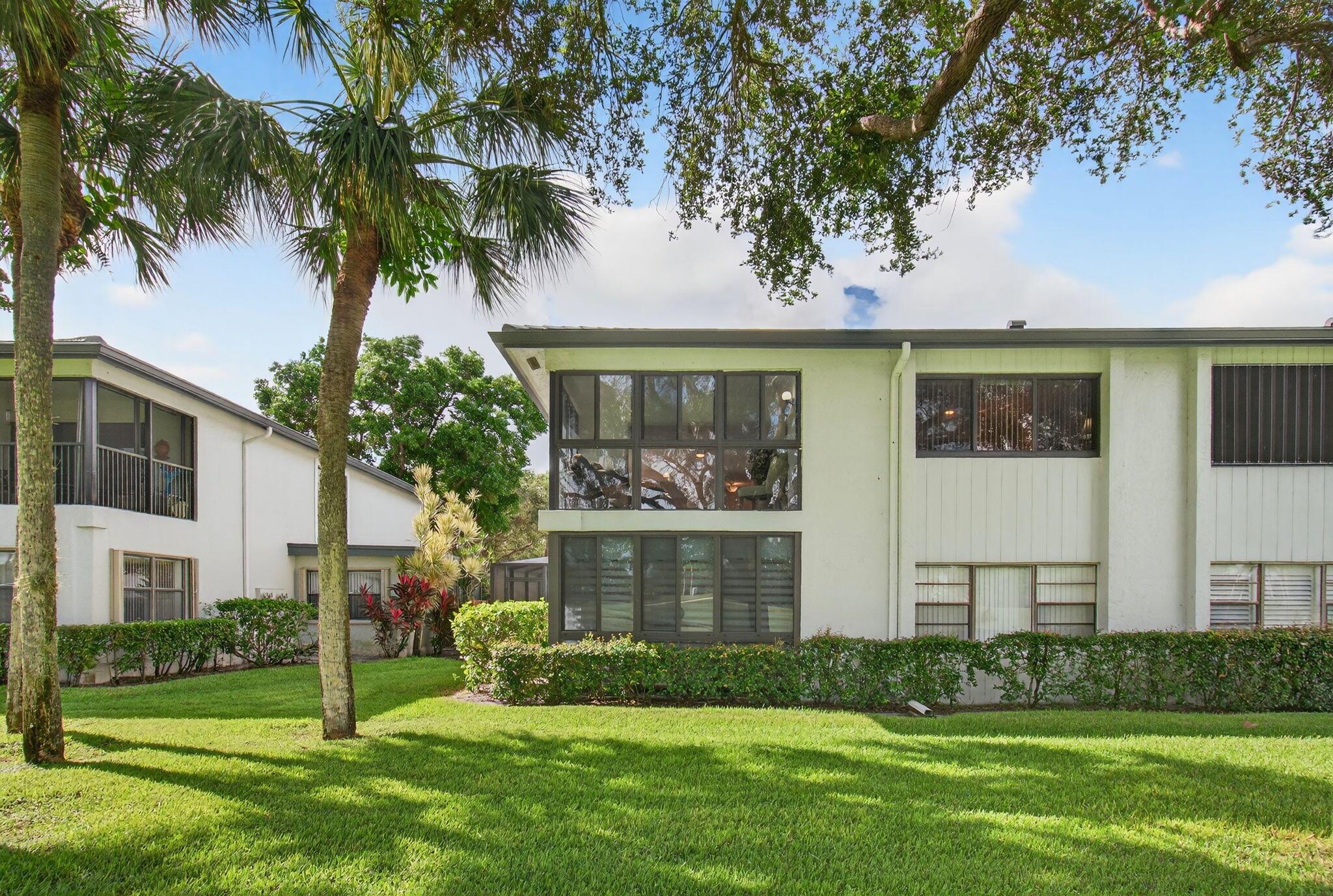 HUNTERS RUN - Residential