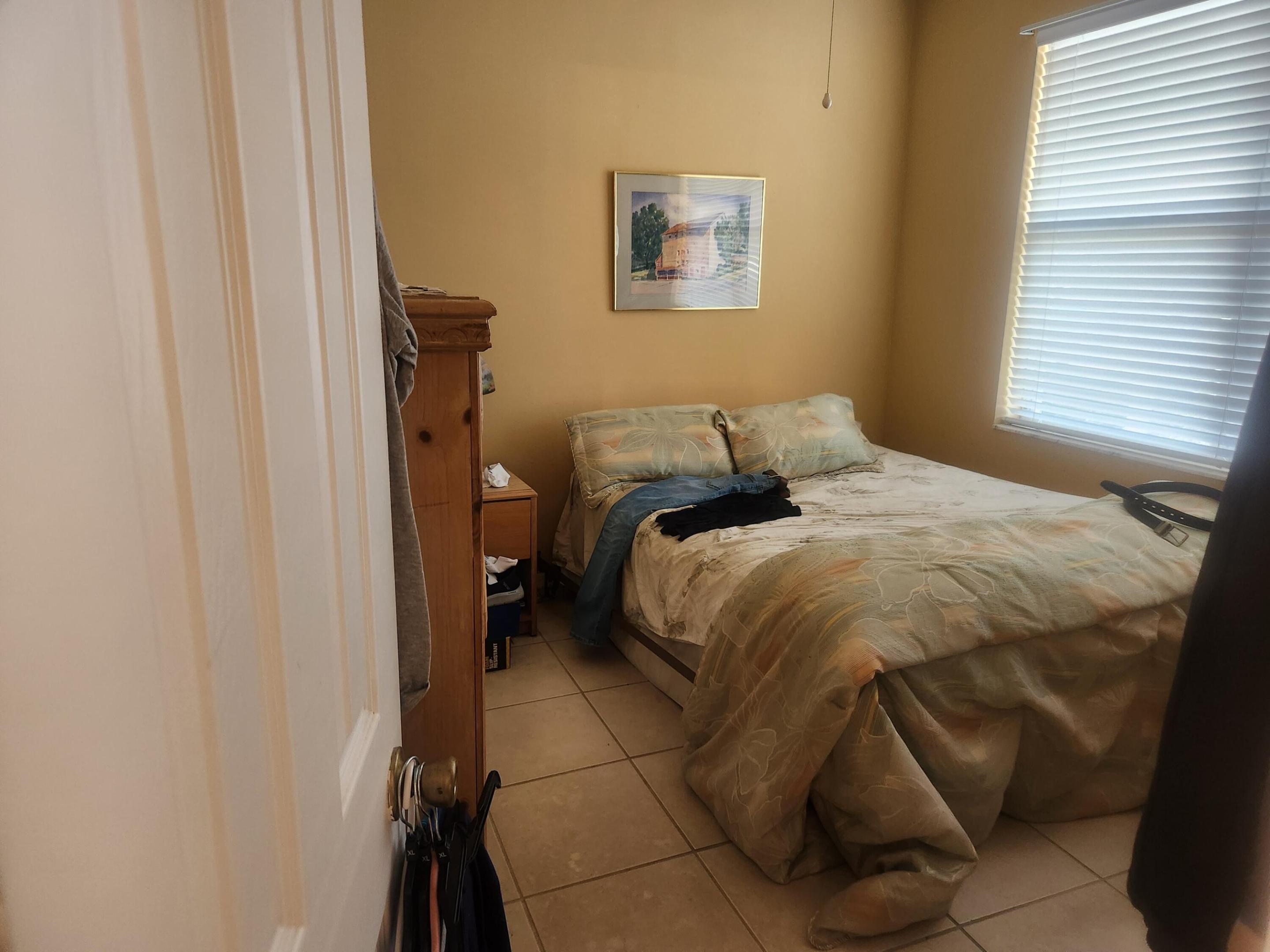 THE LITTLE CLUB CONDO - Residential