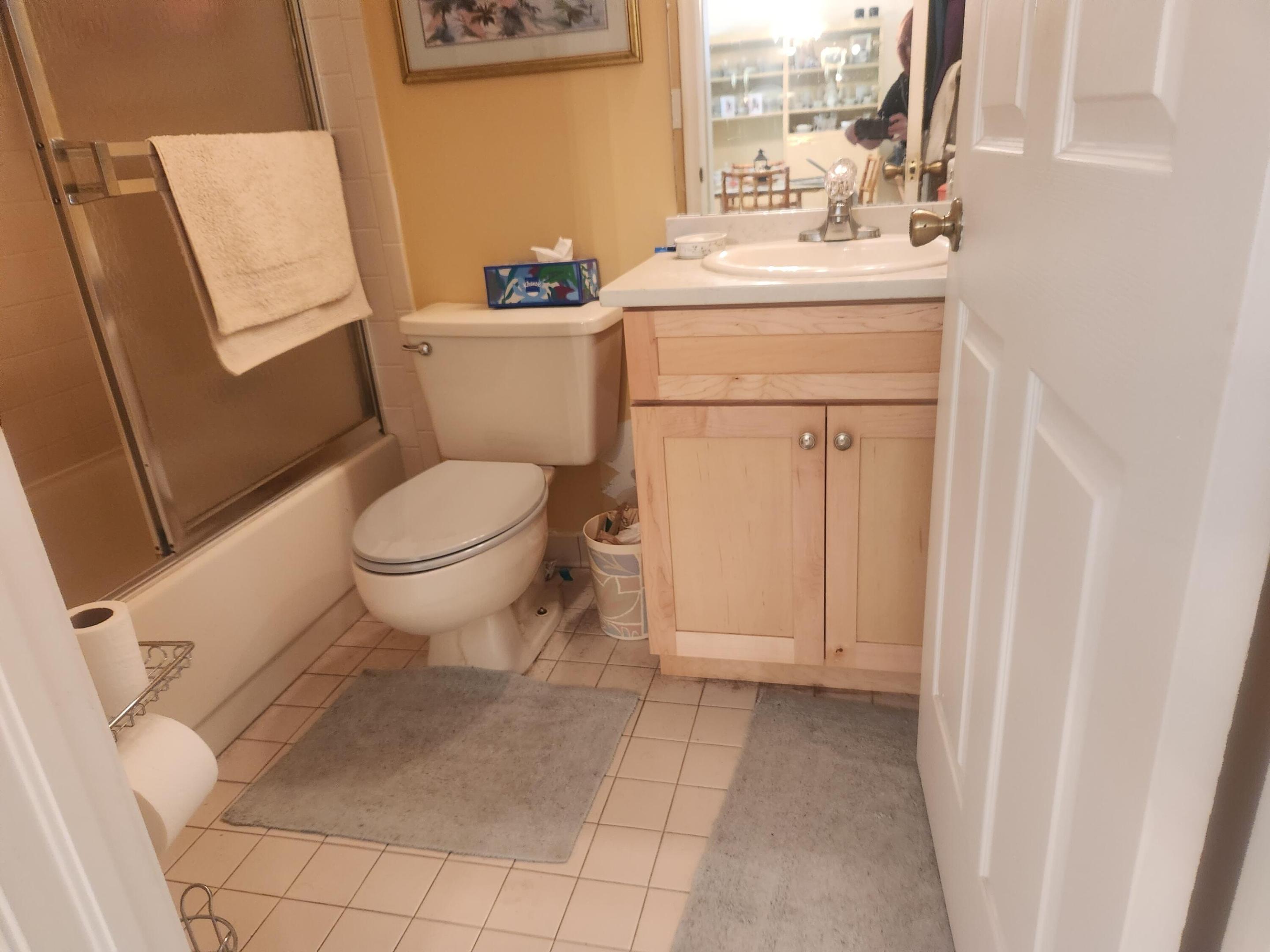 THE LITTLE CLUB CONDO - Residential