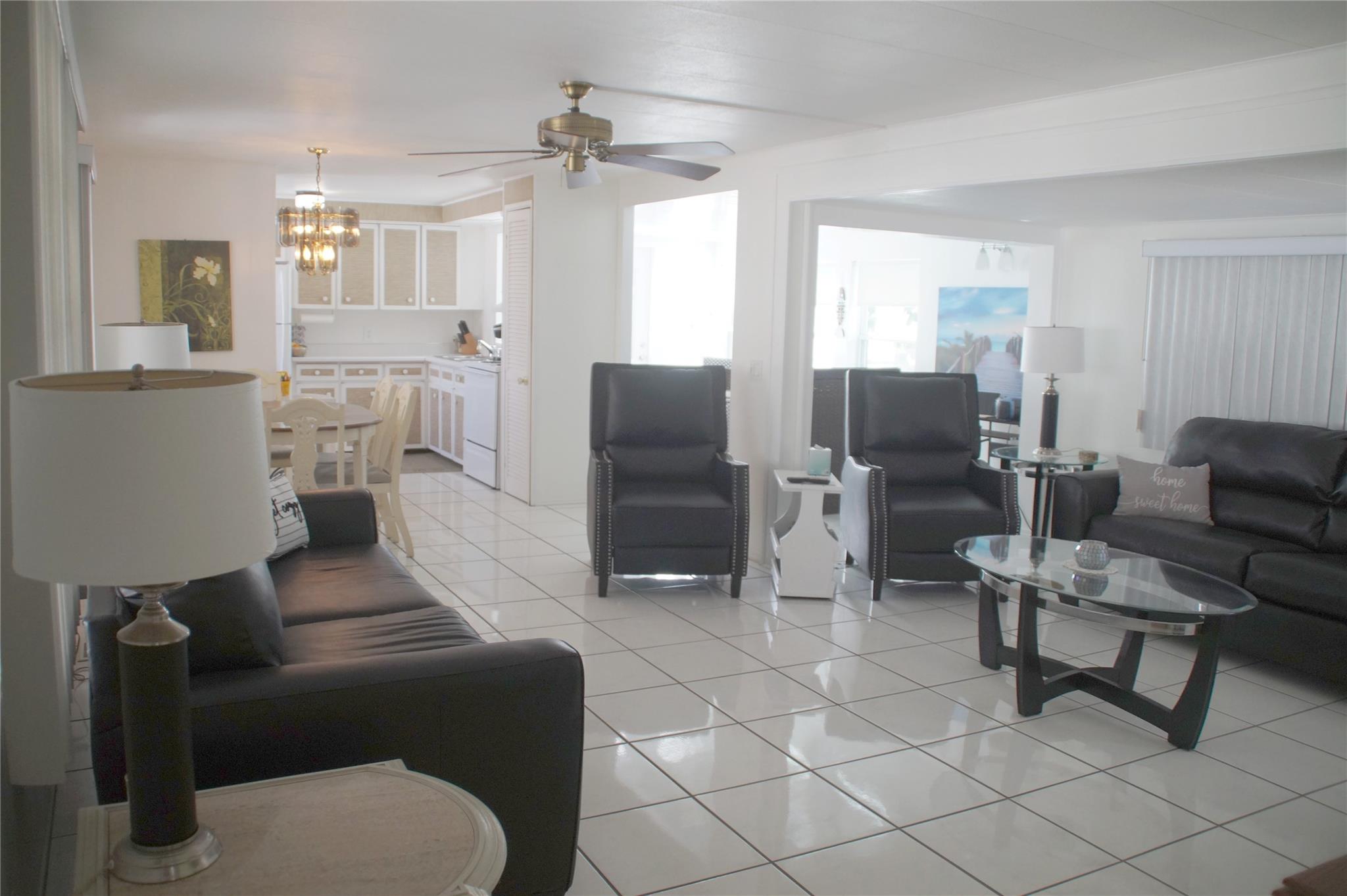 Ravenswood Estates & Mari - Residential