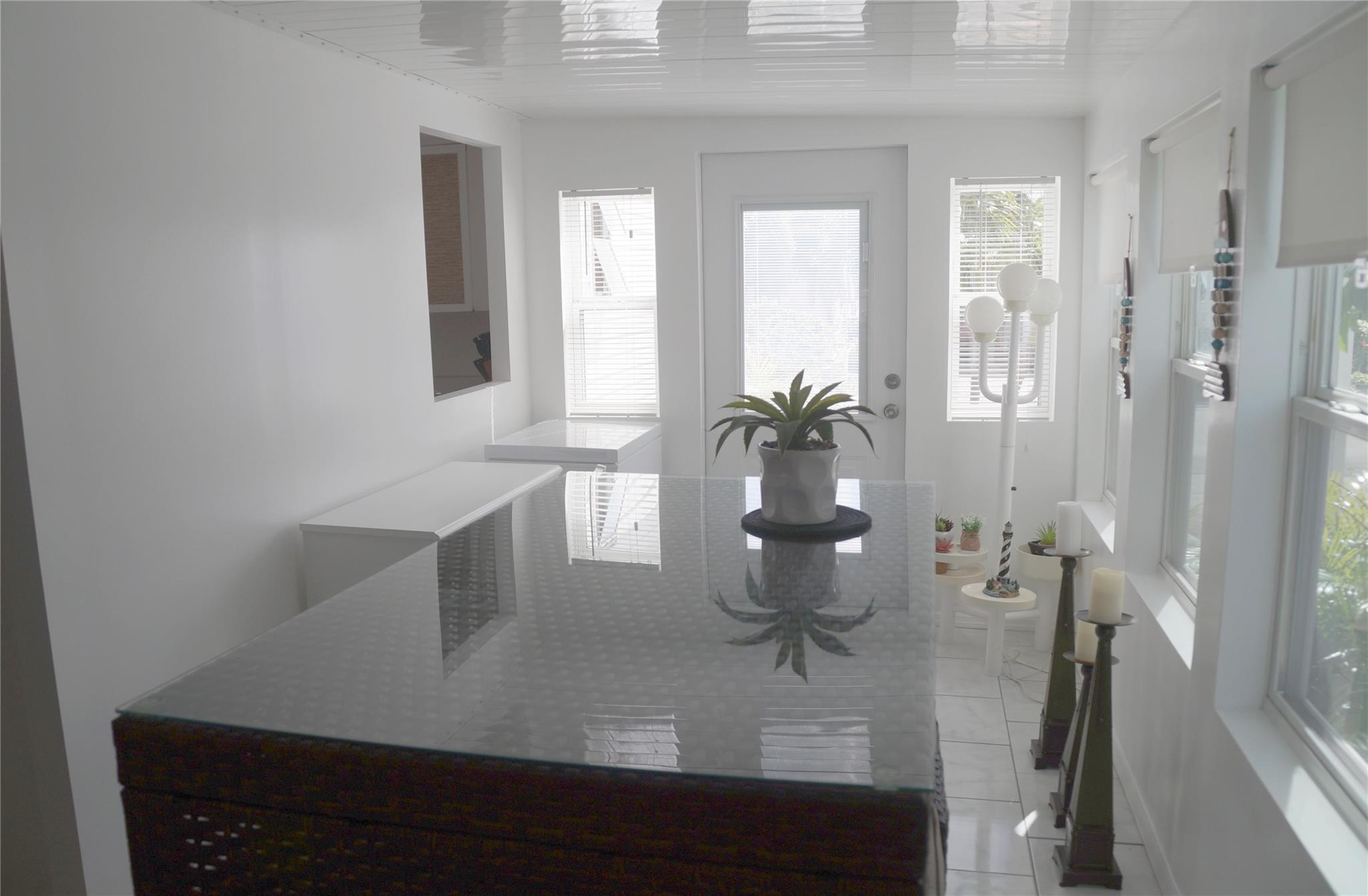 Ravenswood Estates & Mari - Residential
