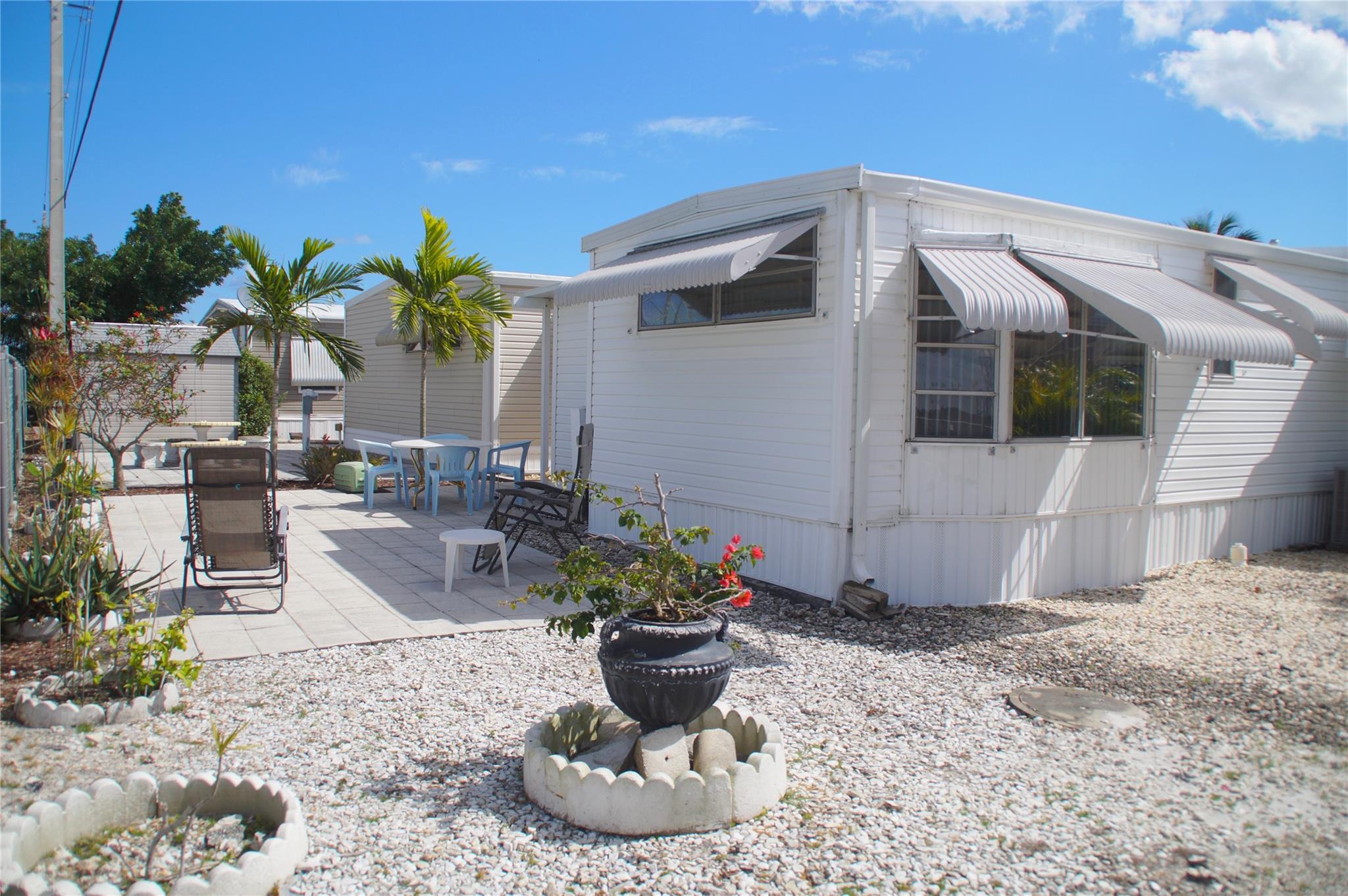 Ravenswood Estates & Mari - Residential