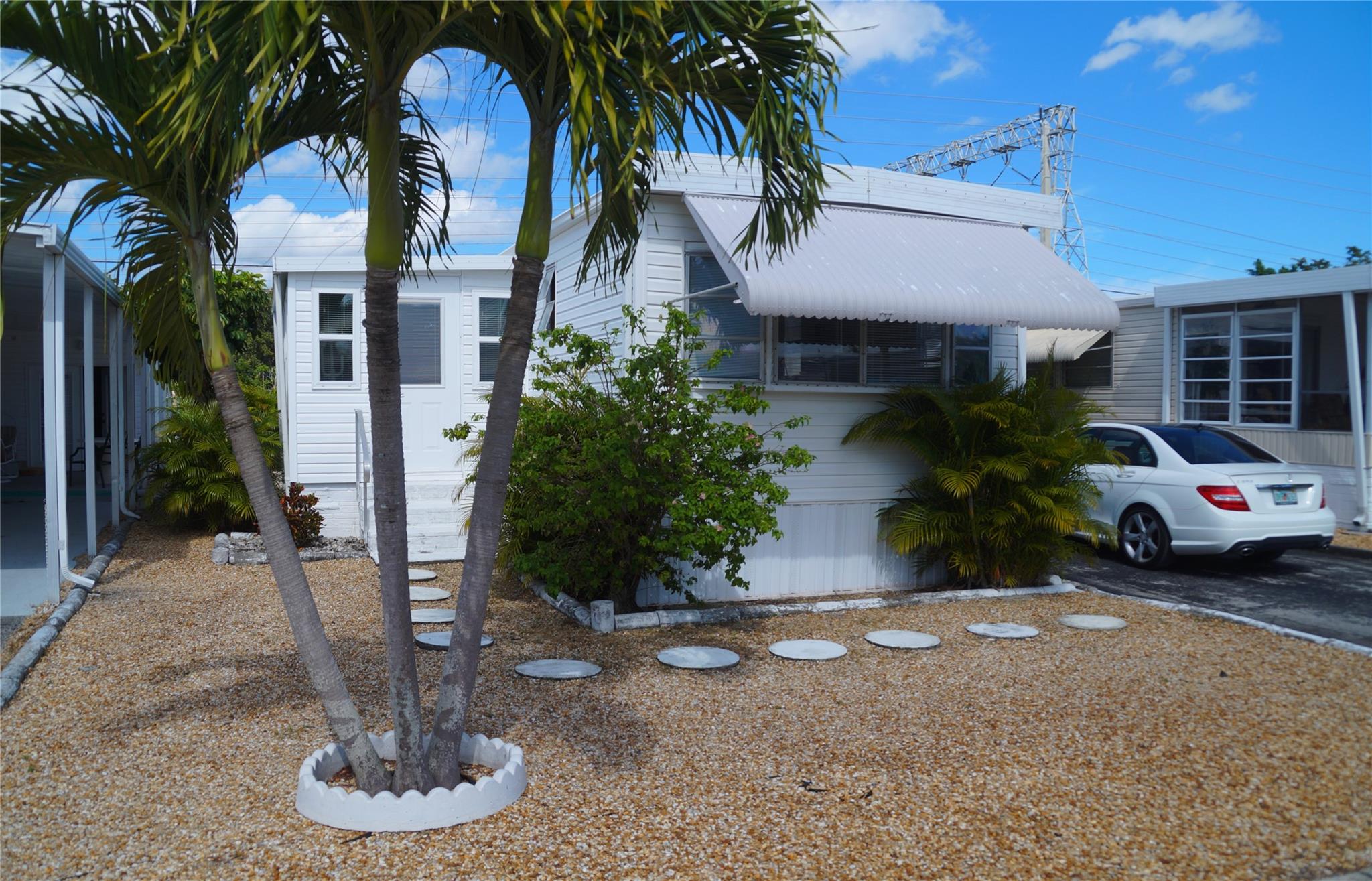 Ravenswood Estates & Mari - Residential