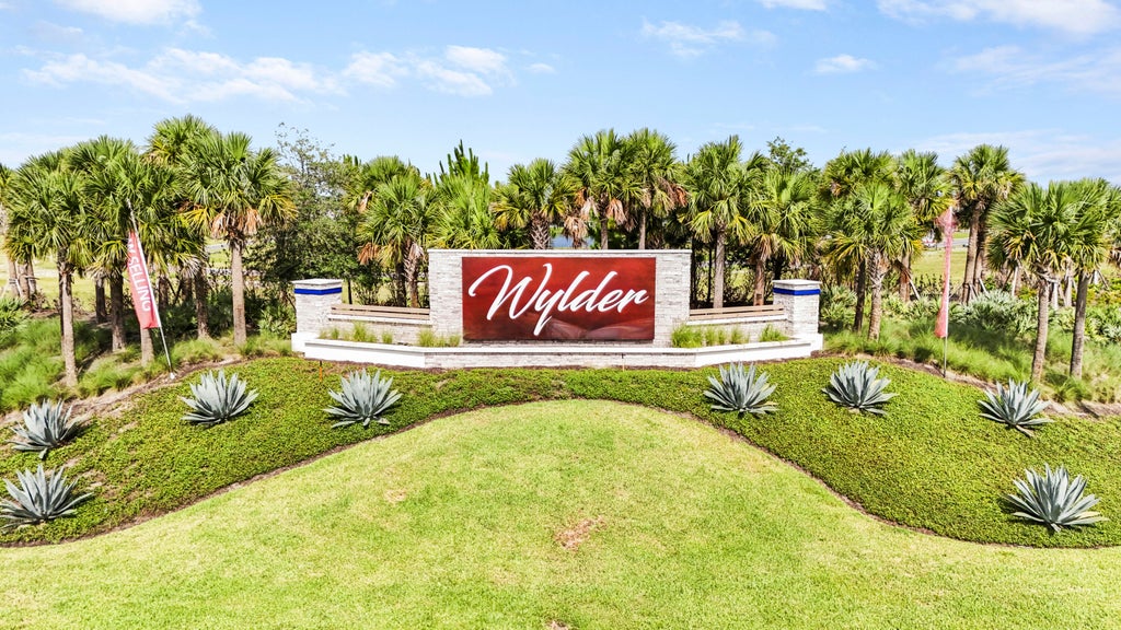 Photo of 6545 NW CLOVERDALE Avenue, Port Saint Lucie, FL 34987 (MLS # B26078853)