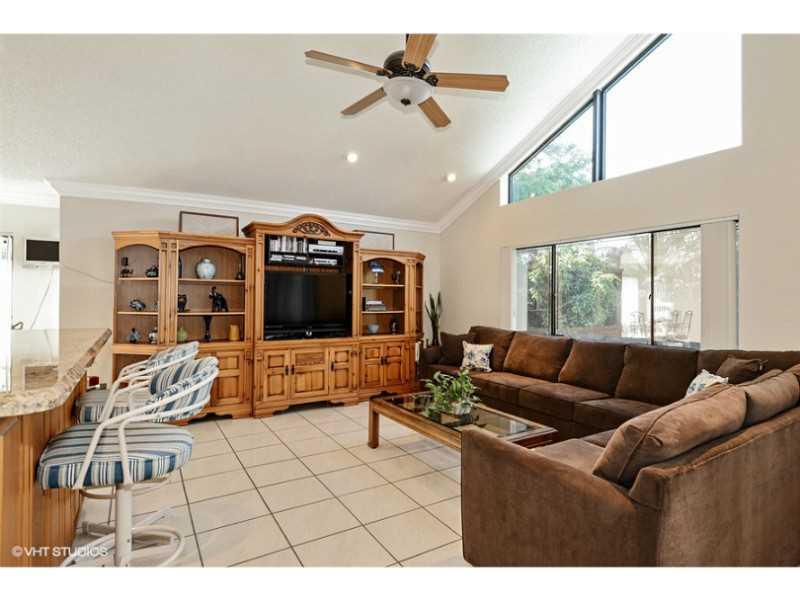 WEST GLEN - Residential