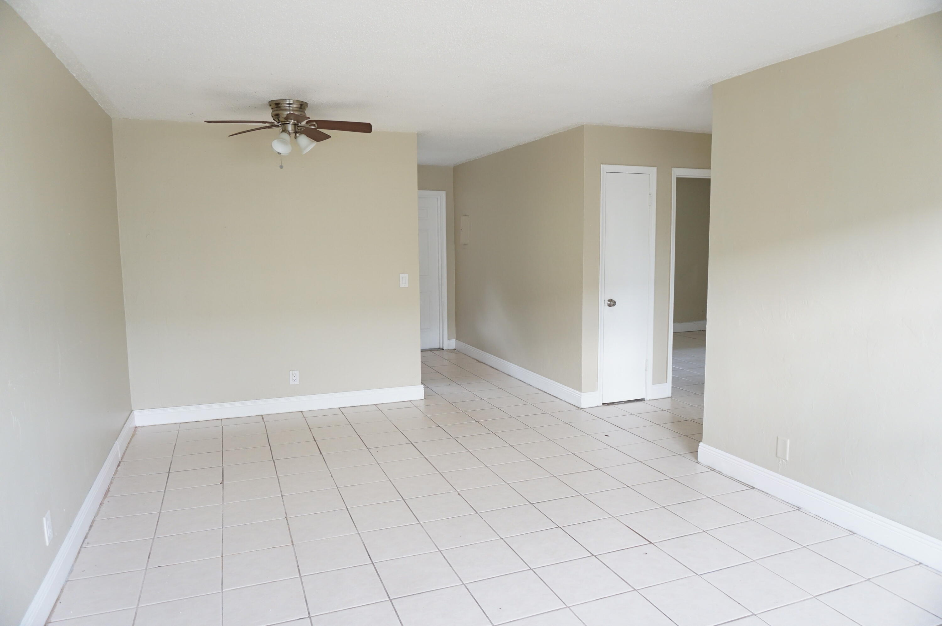 1601 W 37th Street 7