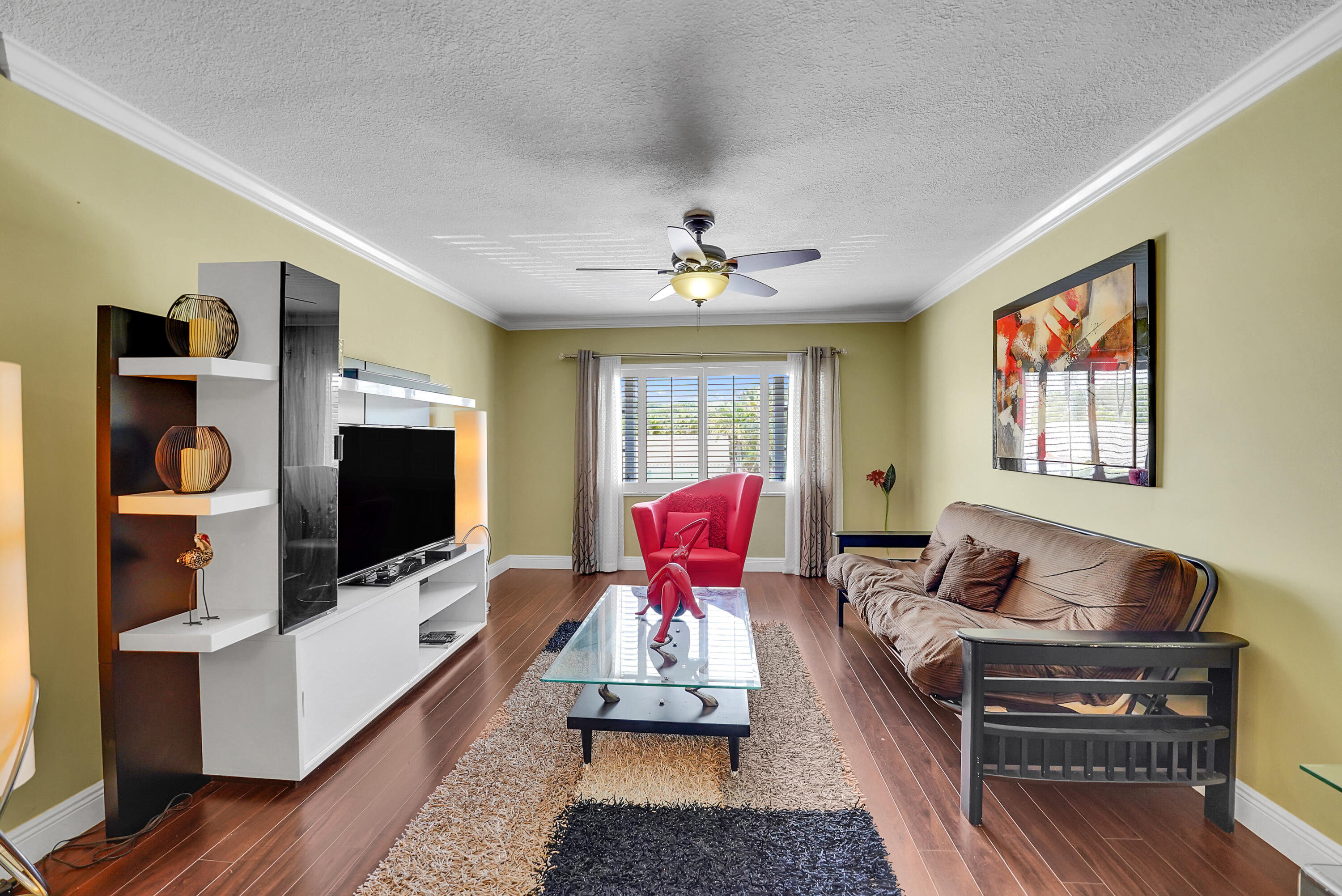 2230 NE 56th Place 223