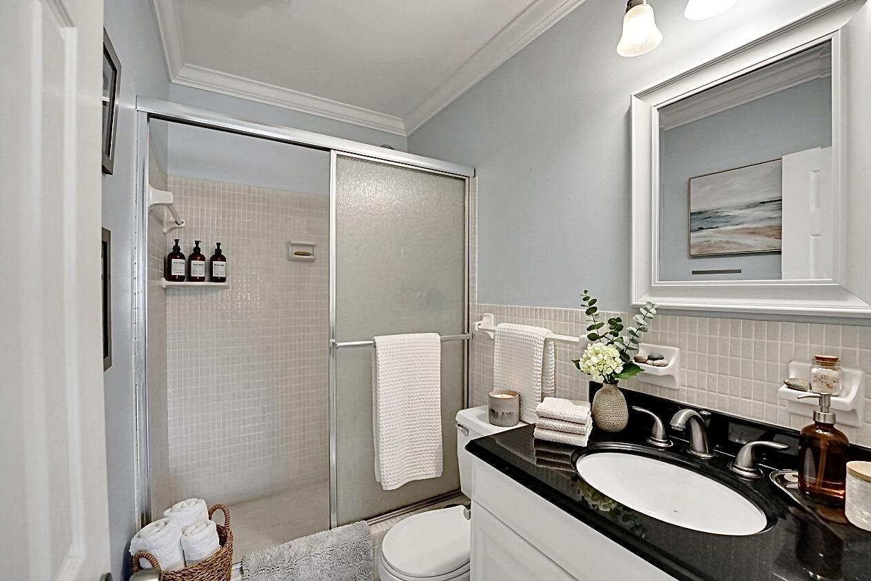 IMPERIAL POINT GARDENS CONDO - Residential