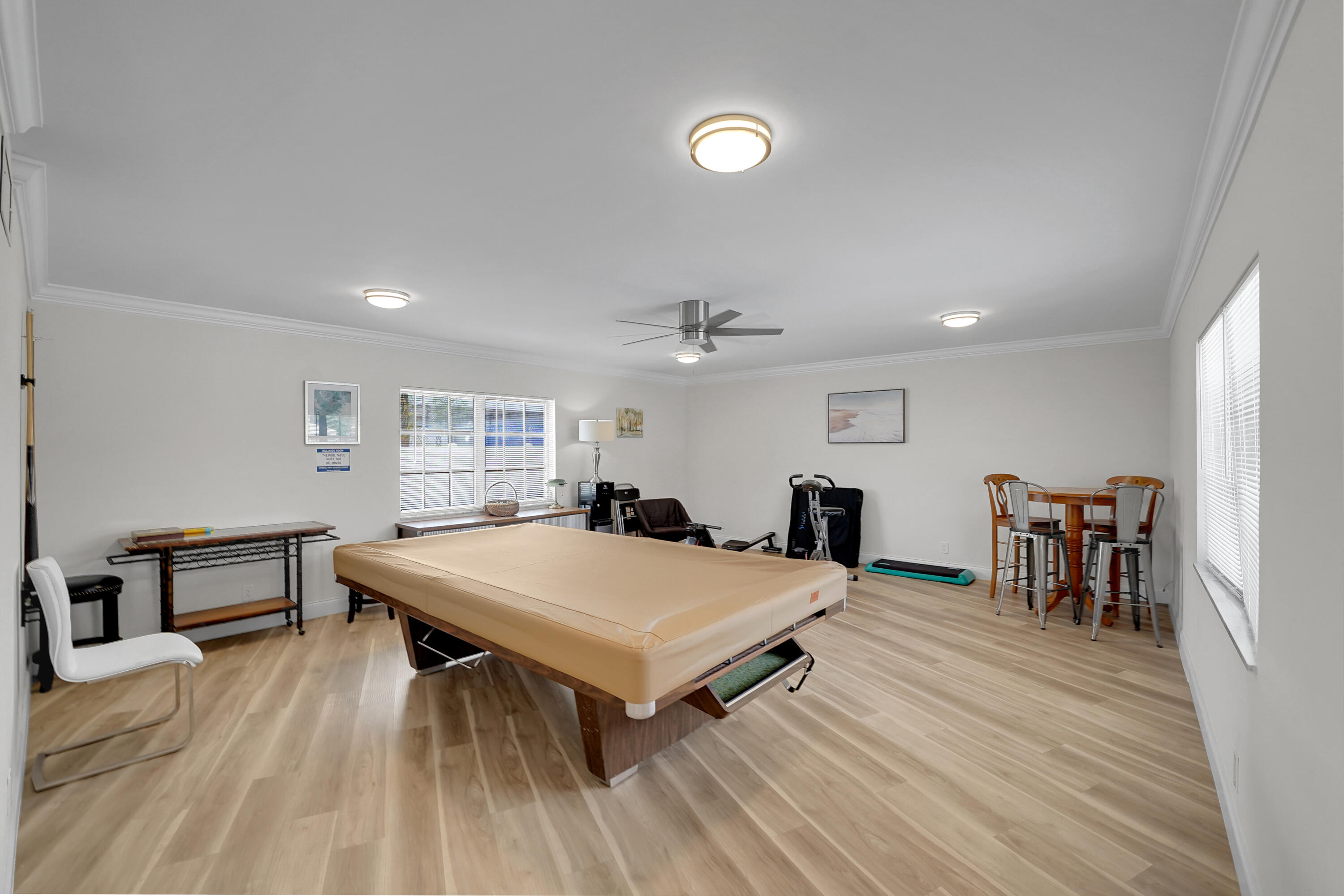 IMPERIAL POINT GARDENS CONDO - Residential