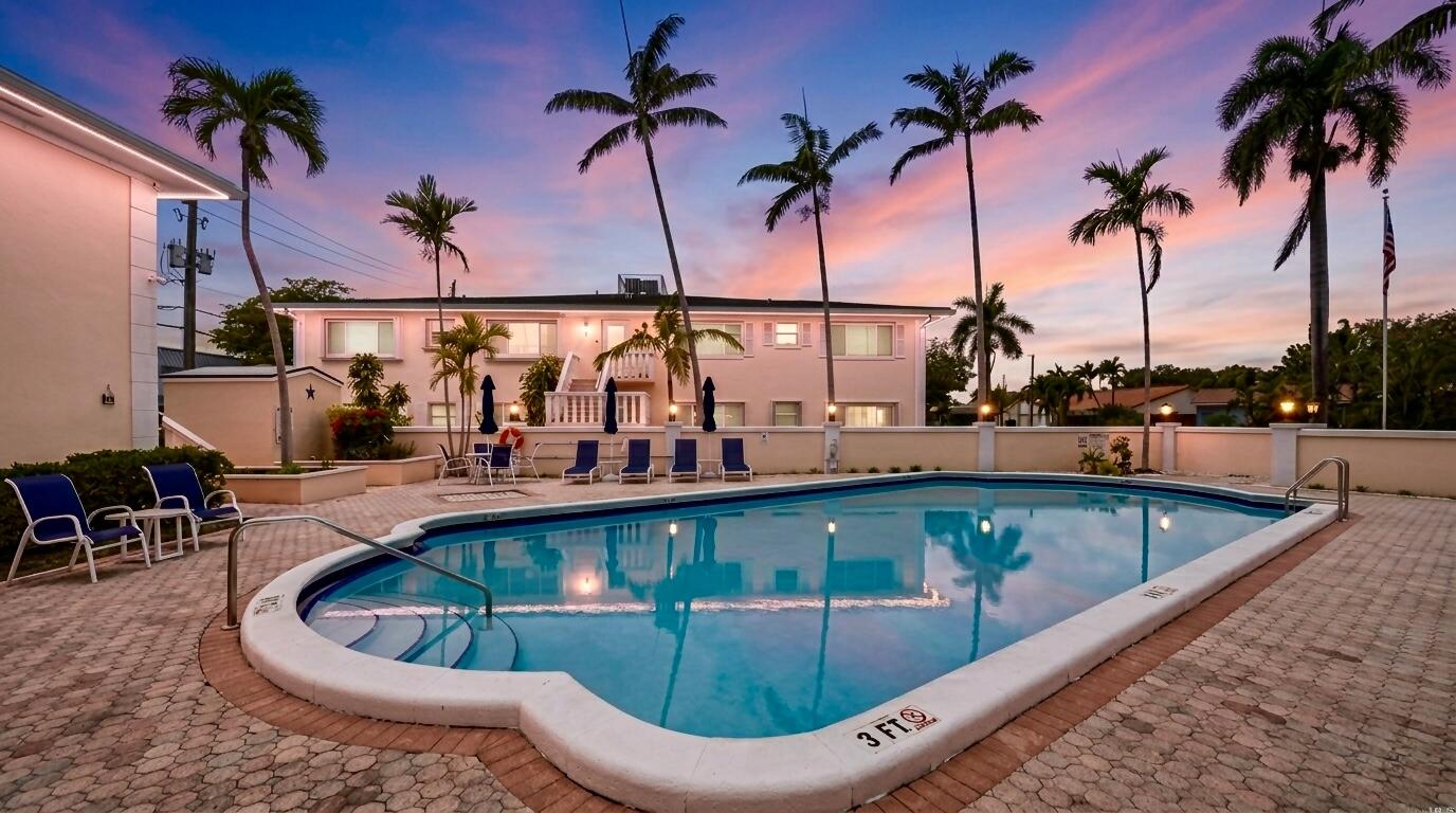IMPERIAL POINT GARDENS CONDO - Residential