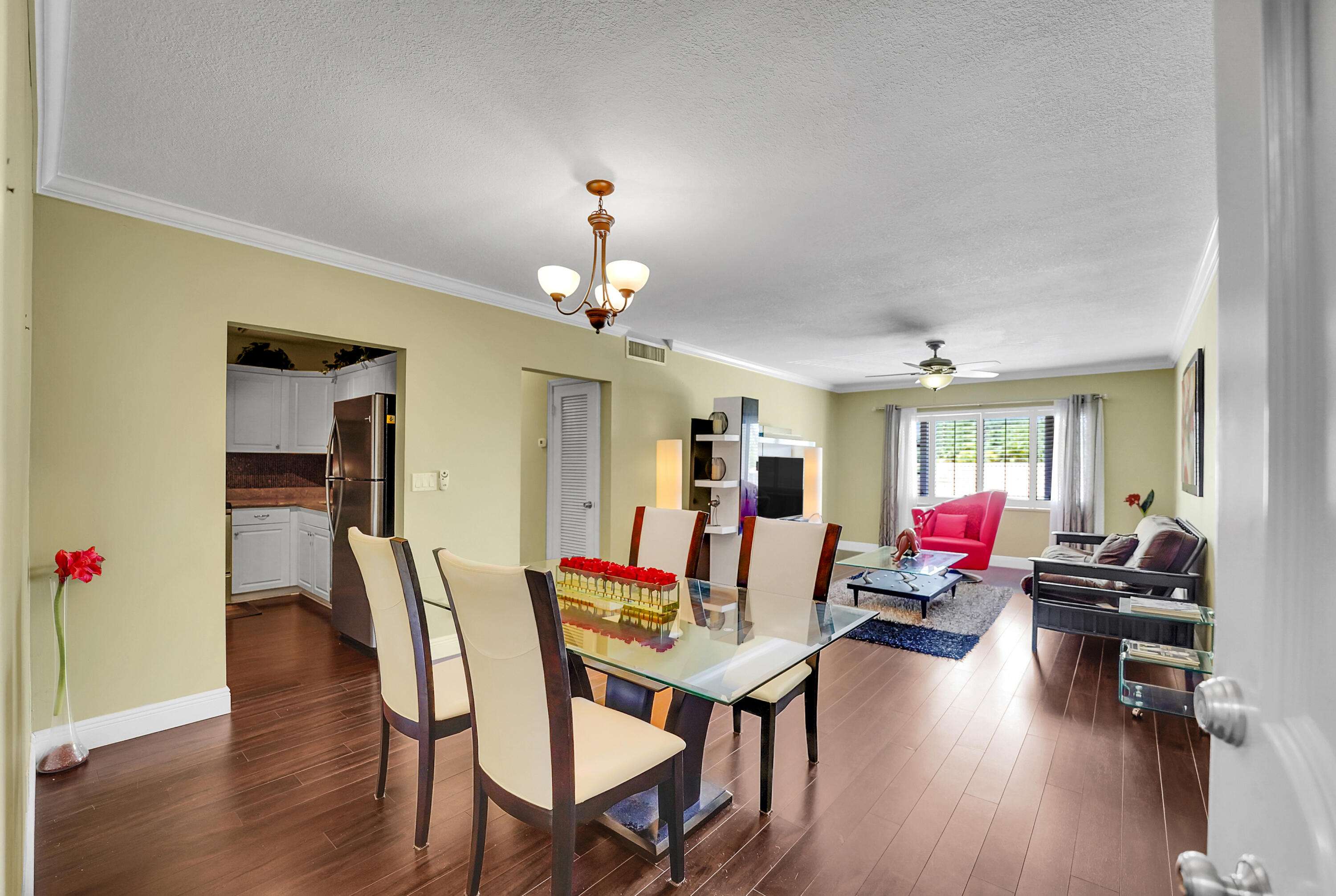 2230 NE 56th Place 223