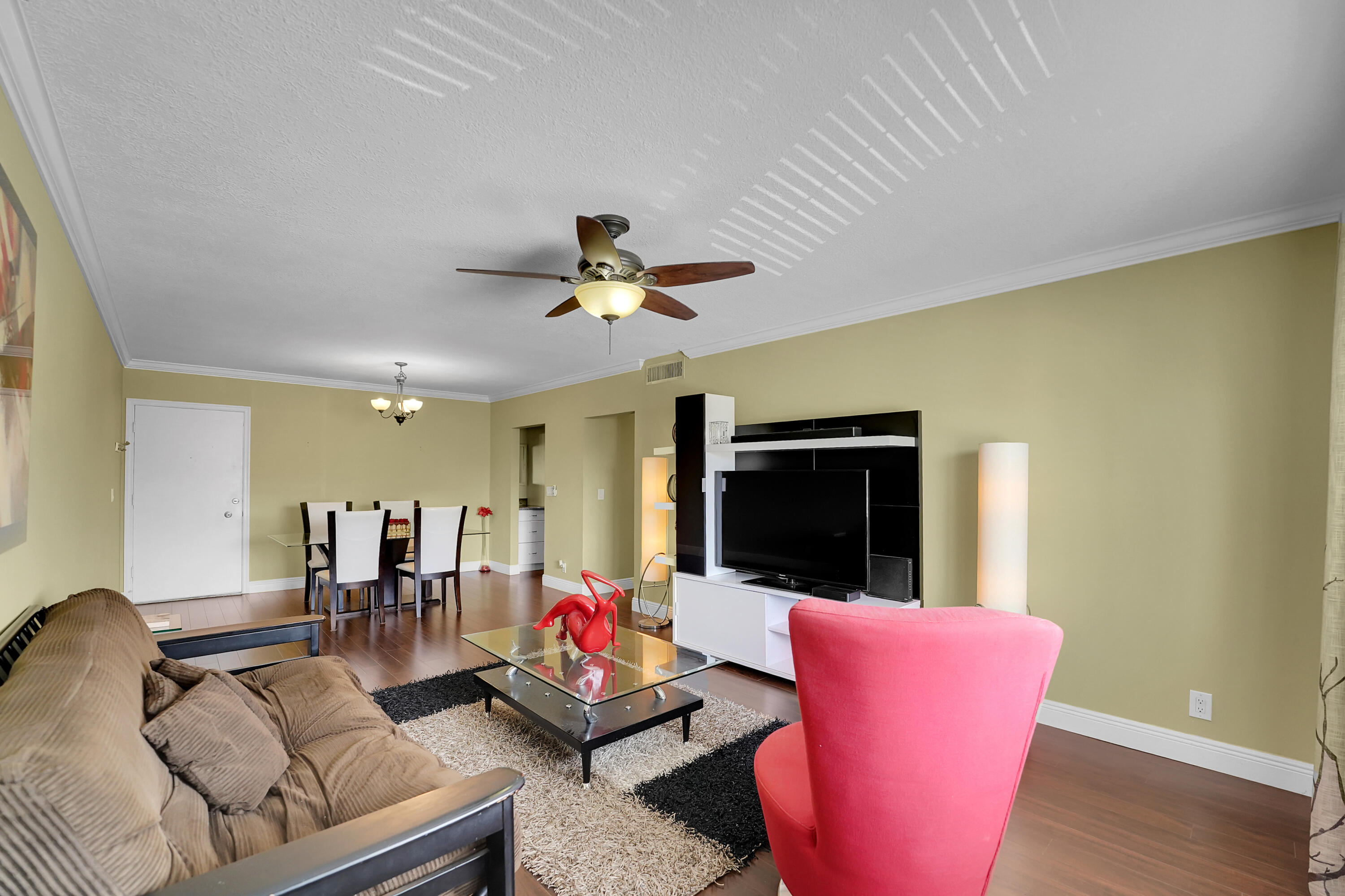 IMPERIAL POINT GARDENS CONDO - Residential
