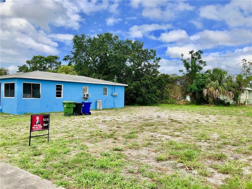 FORT LAUDERDALE: LOOKING FOR A VACANT LOT IN FORT LAUDERDALE NEAR SCHOOLS, INTERSTATE, BEACH, AND MORE !? LOOK NO FURTHER! BUILD YOUR DREAM HOME! THIS LOT IS ZONED FOR RESIDENTIAL USE ONLY. THIS LOT IS CONVENIENTLY LOCATED TO EVERYTHING! WALK TO DOWNTOWN FORT LAUDERDALE, RIDE YOUR BIKE TO LAS OLAS, WALK YOUR KIDS TO SCHOOL, AND/OR RESTAURANTS, REVITALIZED LINCOLN PARK AND MORE! DRIVE BY TODAY!